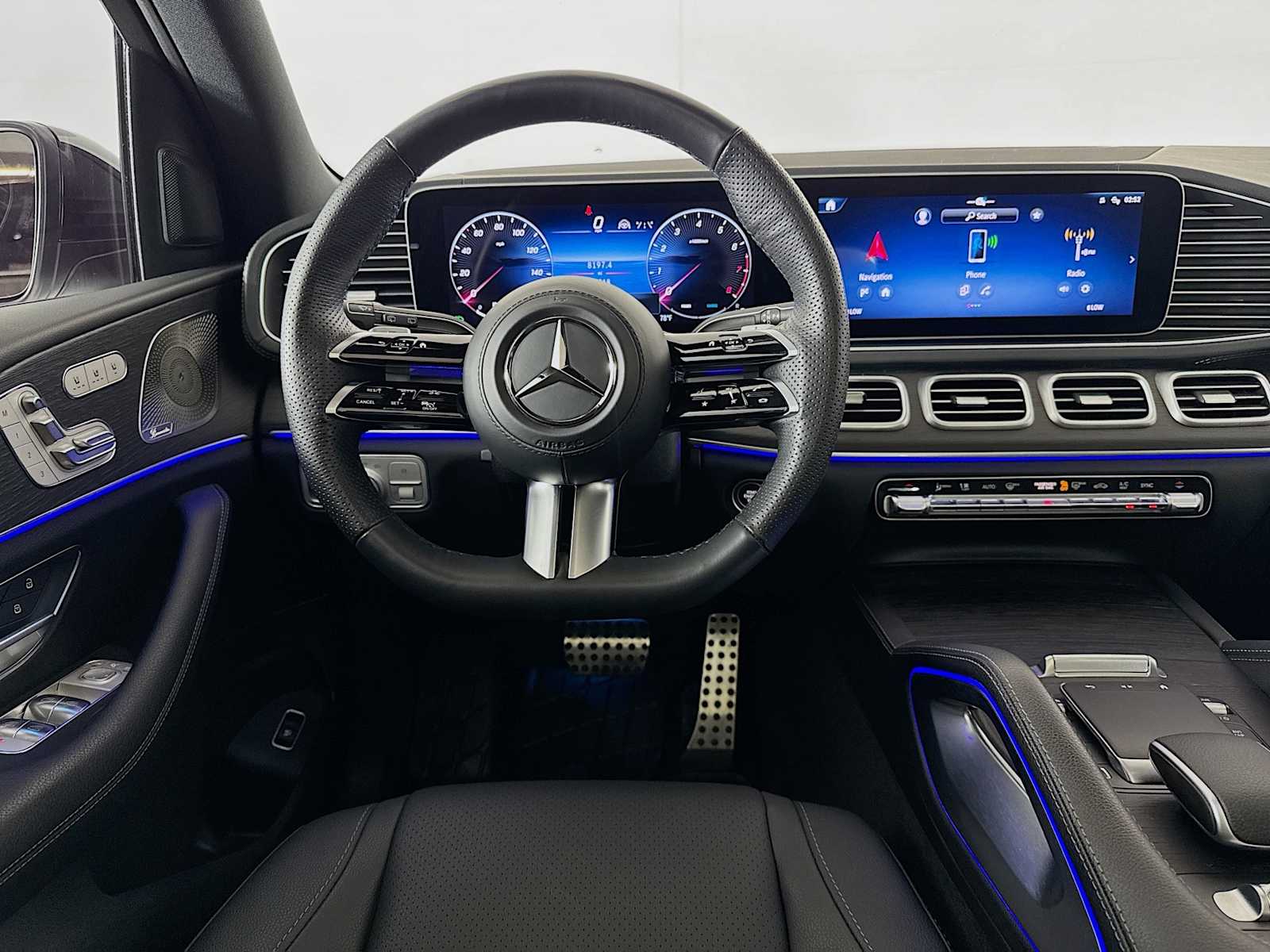 used 2025 Mercedes-Benz GLS car, priced at $77,998