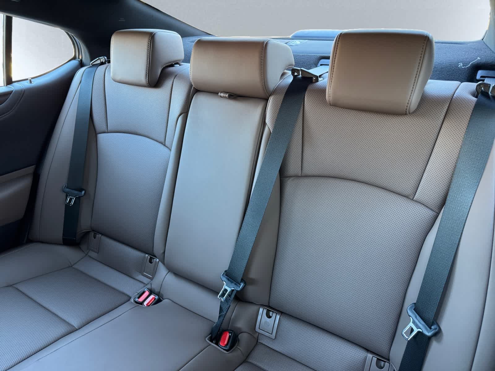 new 2025 Lexus ES car