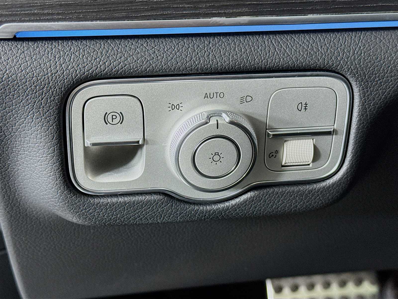 used 2025 Mercedes-Benz GLS car, priced at $77,998