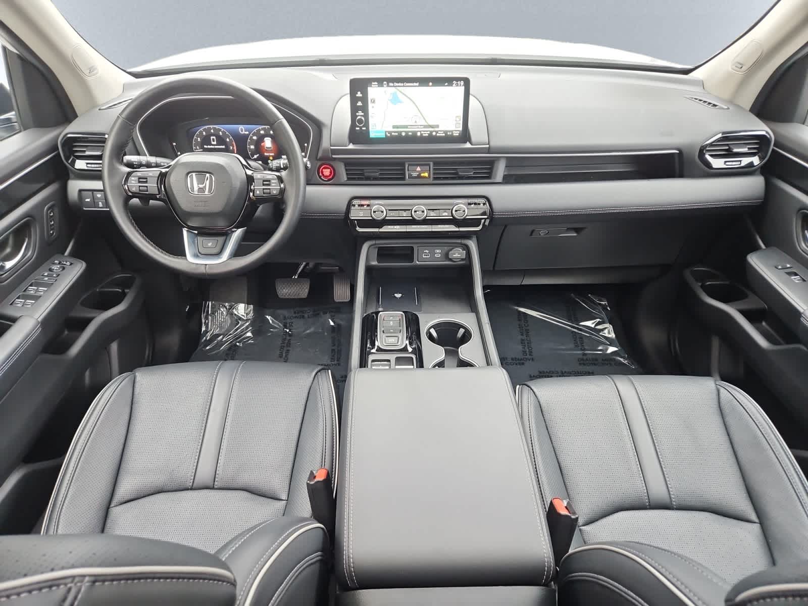 used 2025 Honda Pilot car, priced at $46,998