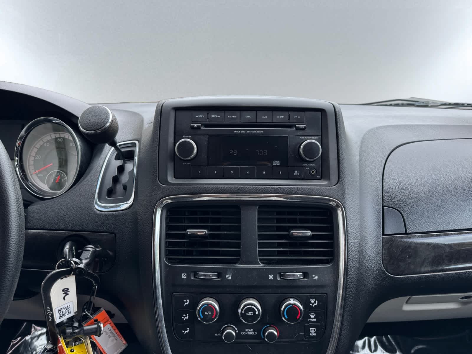 used 2014 Dodge Grand Caravan car, priced at $8,998
