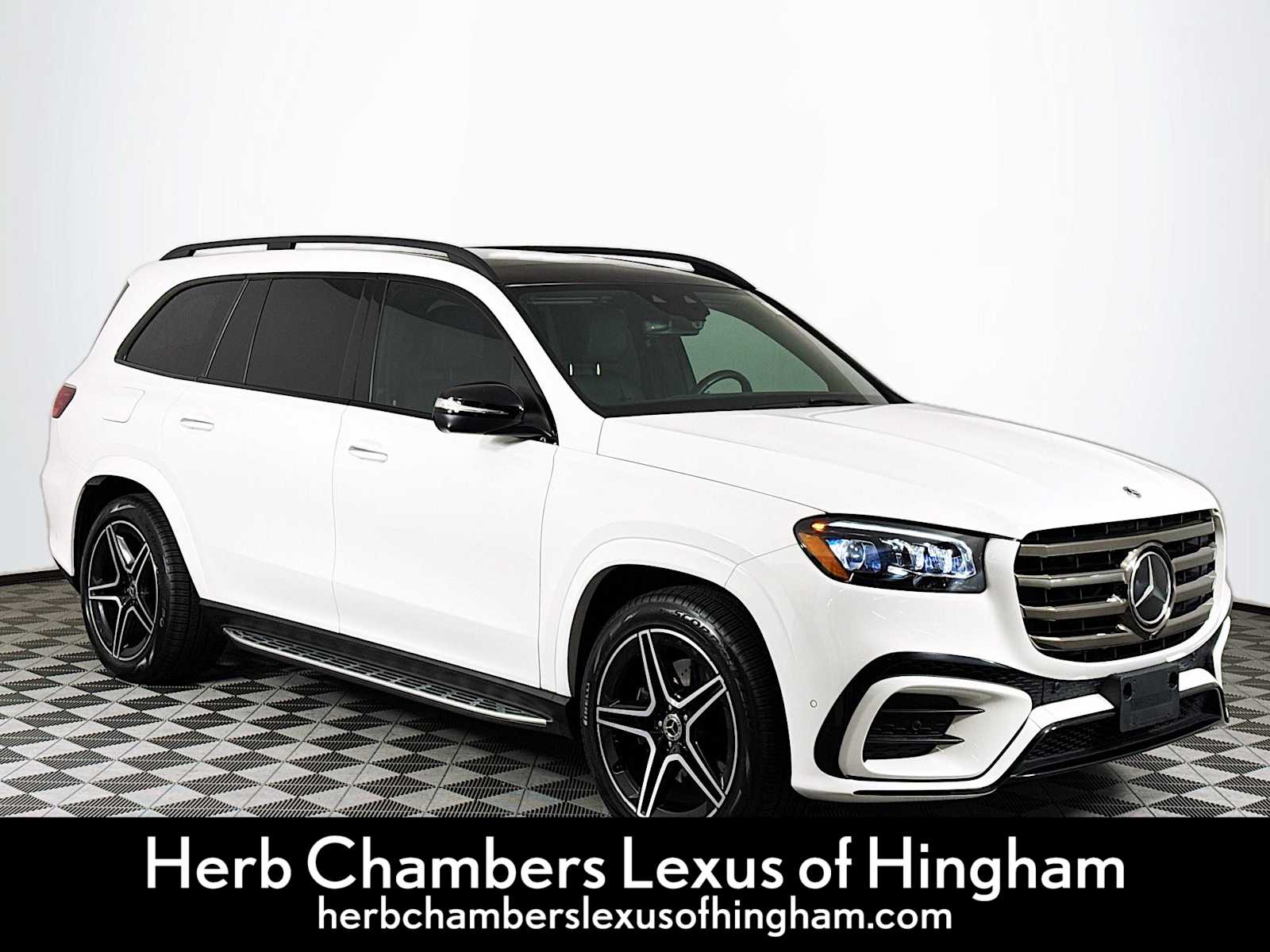 used 2025 Mercedes-Benz GLS car, priced at $77,998