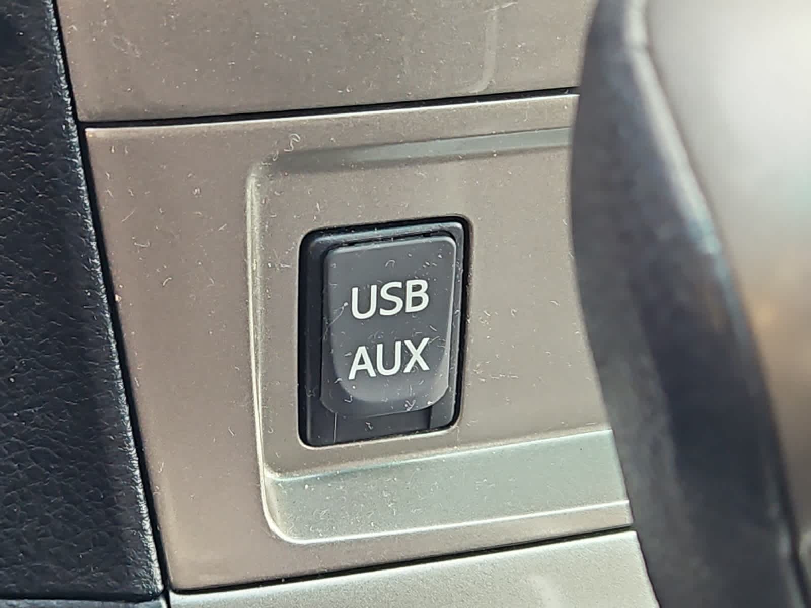 used 2013 Toyota Highlander car, priced at $12,998