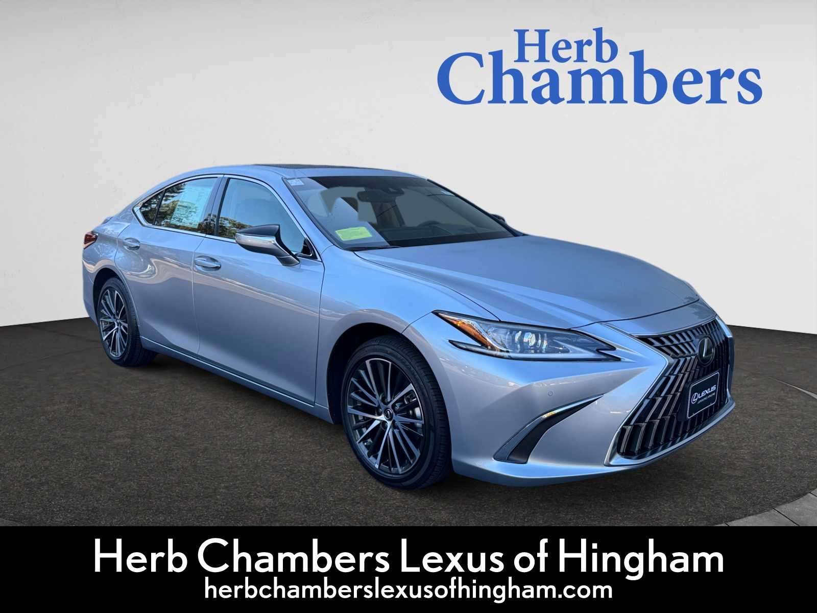 new 2025 Lexus ES car