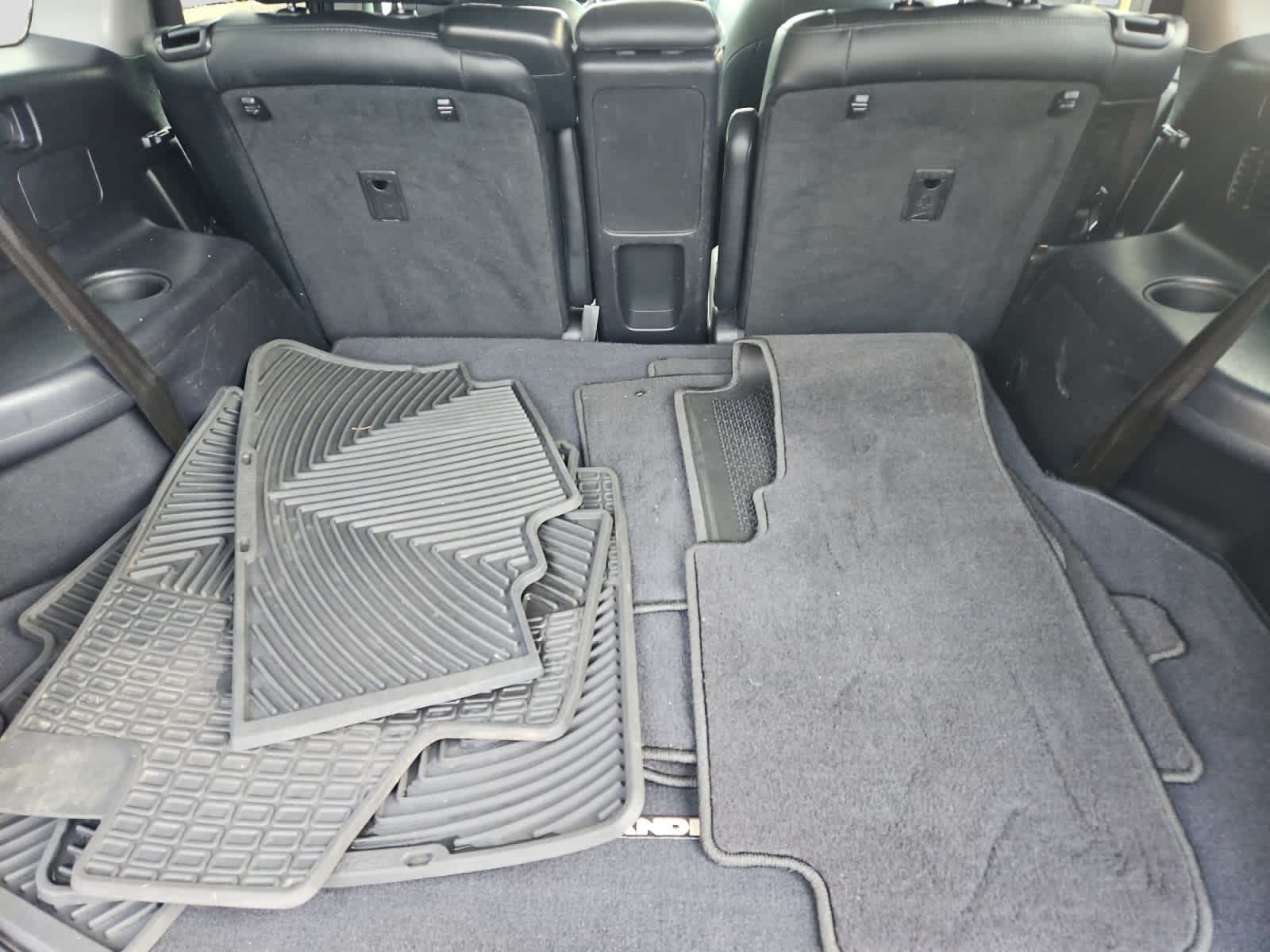 used 2013 Toyota Highlander car, priced at $12,998