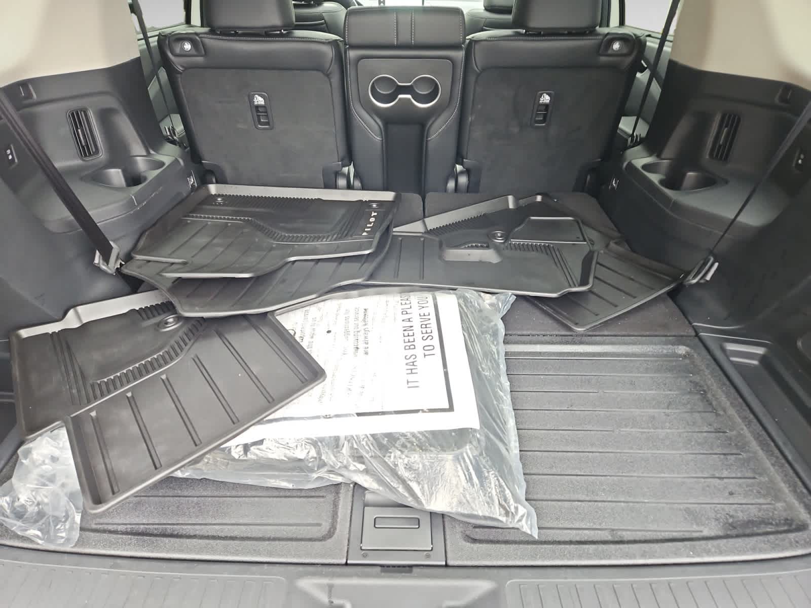 used 2025 Honda Pilot car, priced at $46,998