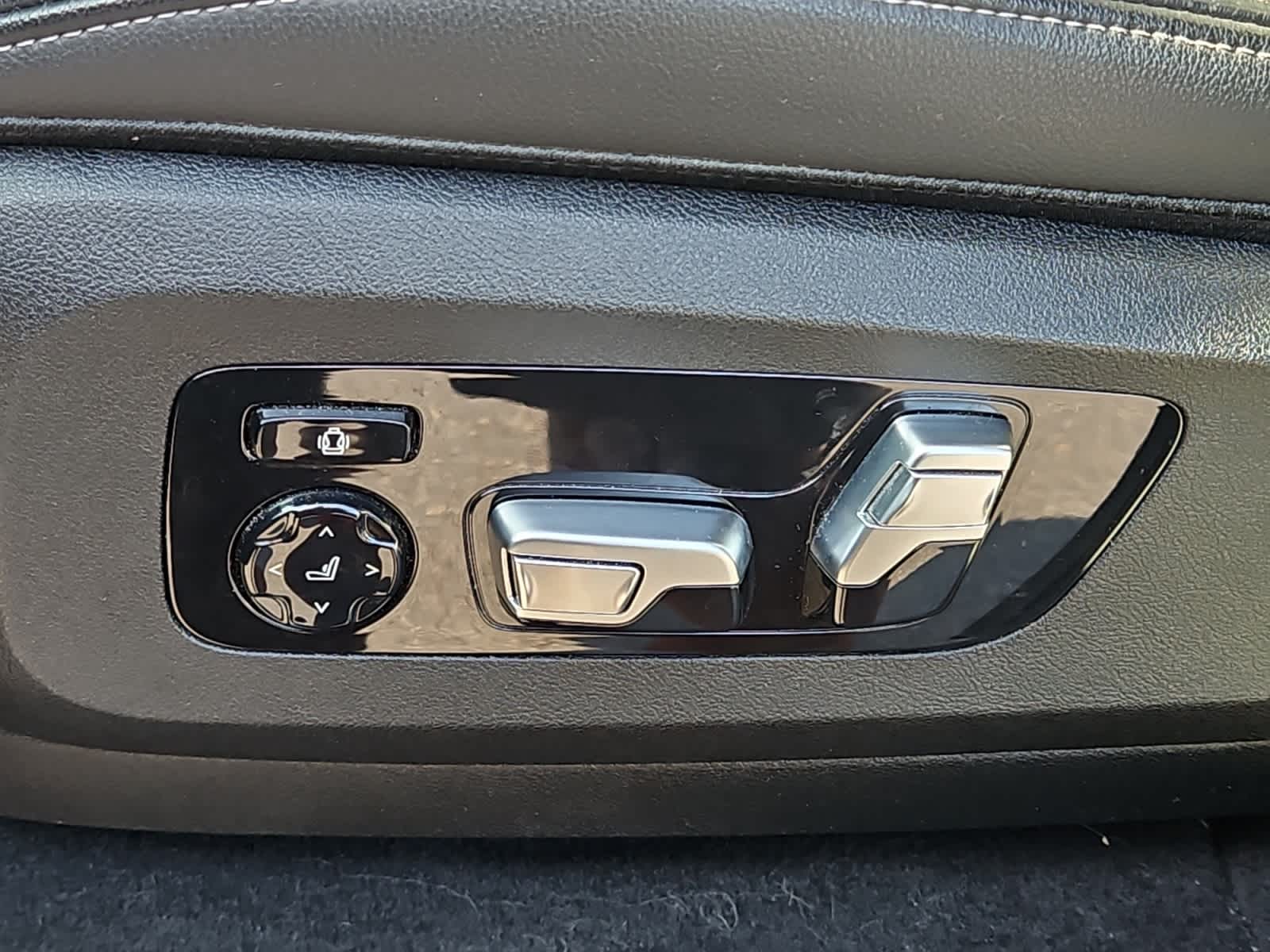 used 2019 BMW X7 car, priced at $31,998