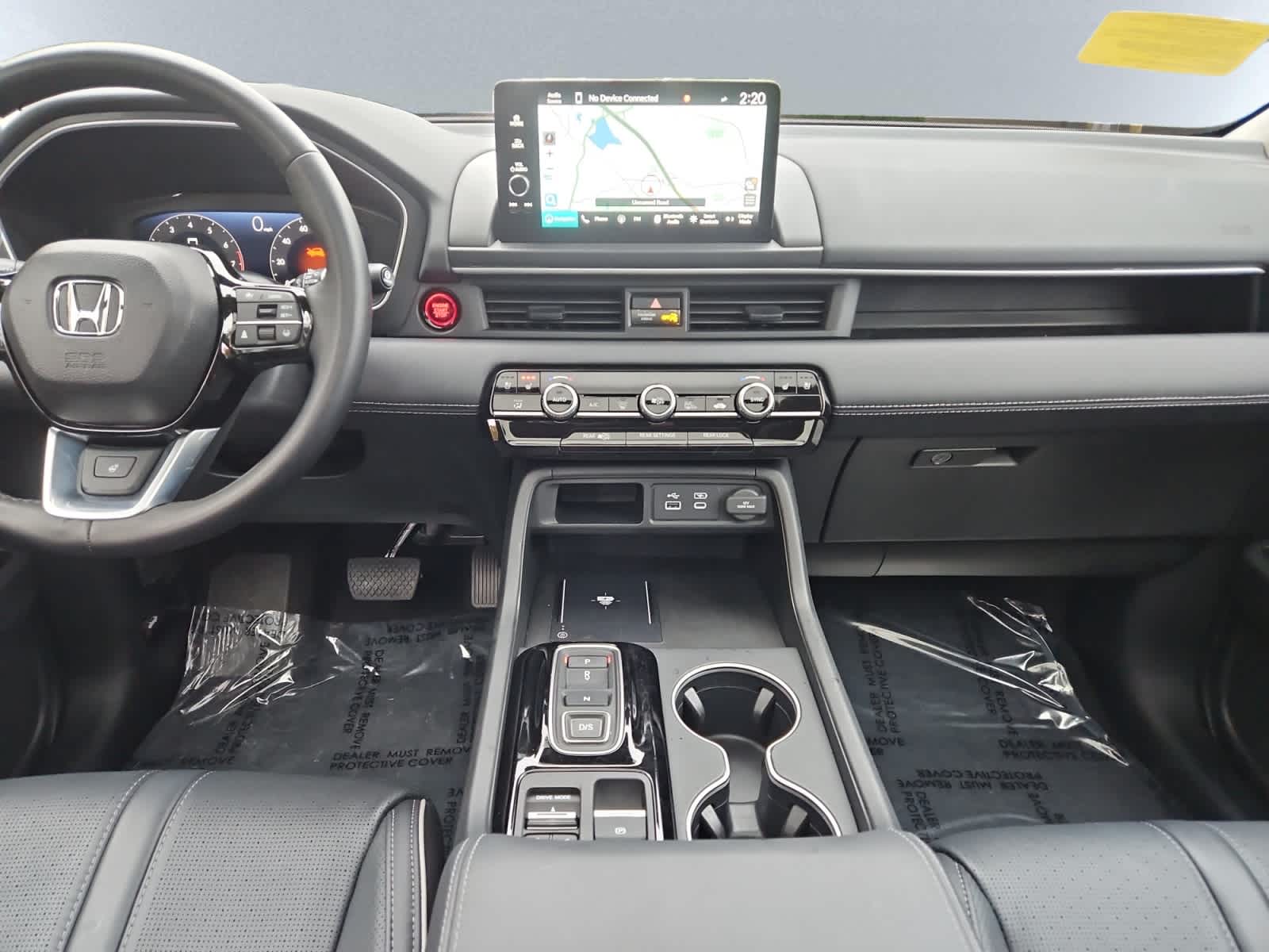 used 2025 Honda Pilot car, priced at $46,998