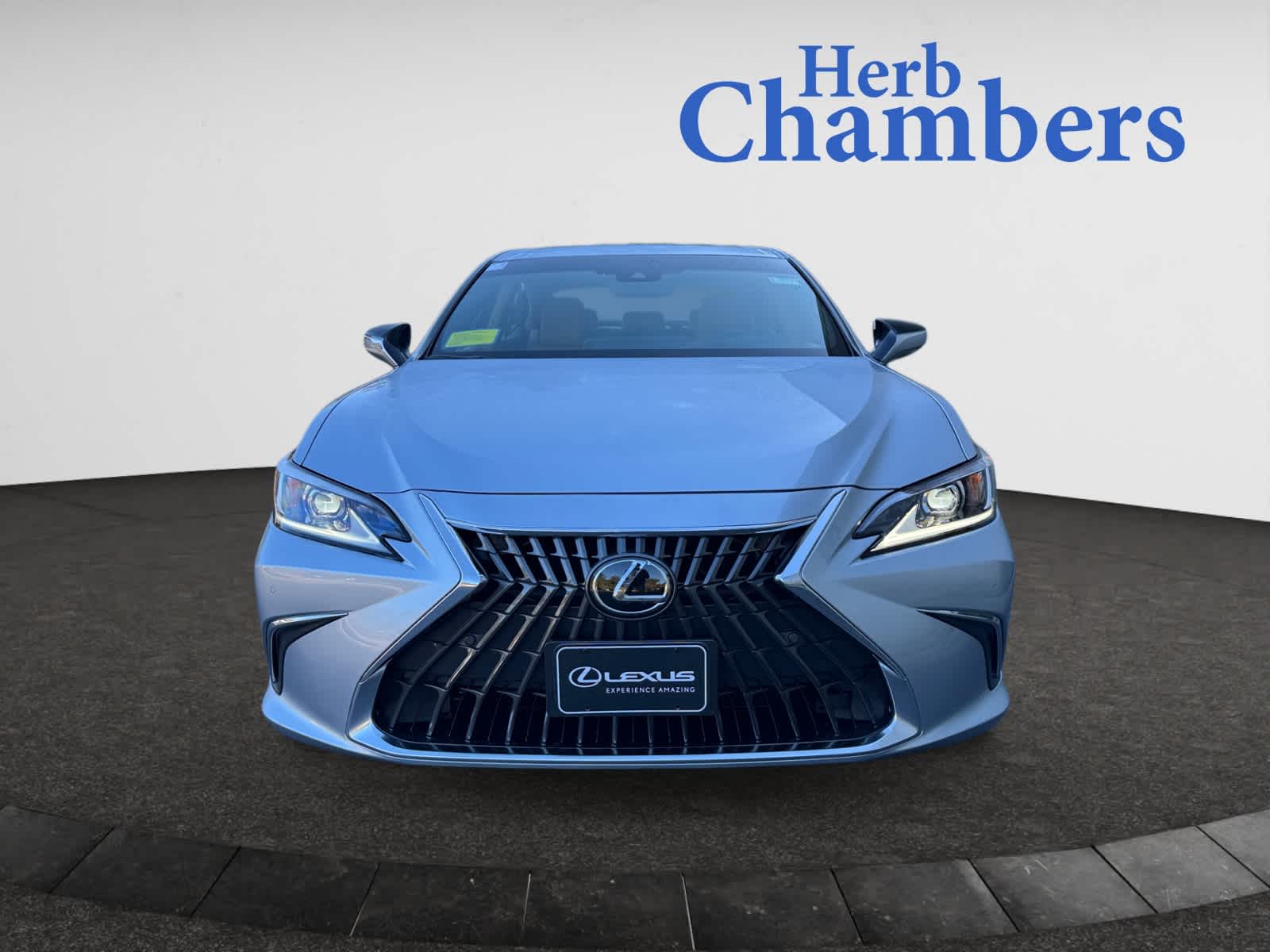 new 2025 Lexus ES car