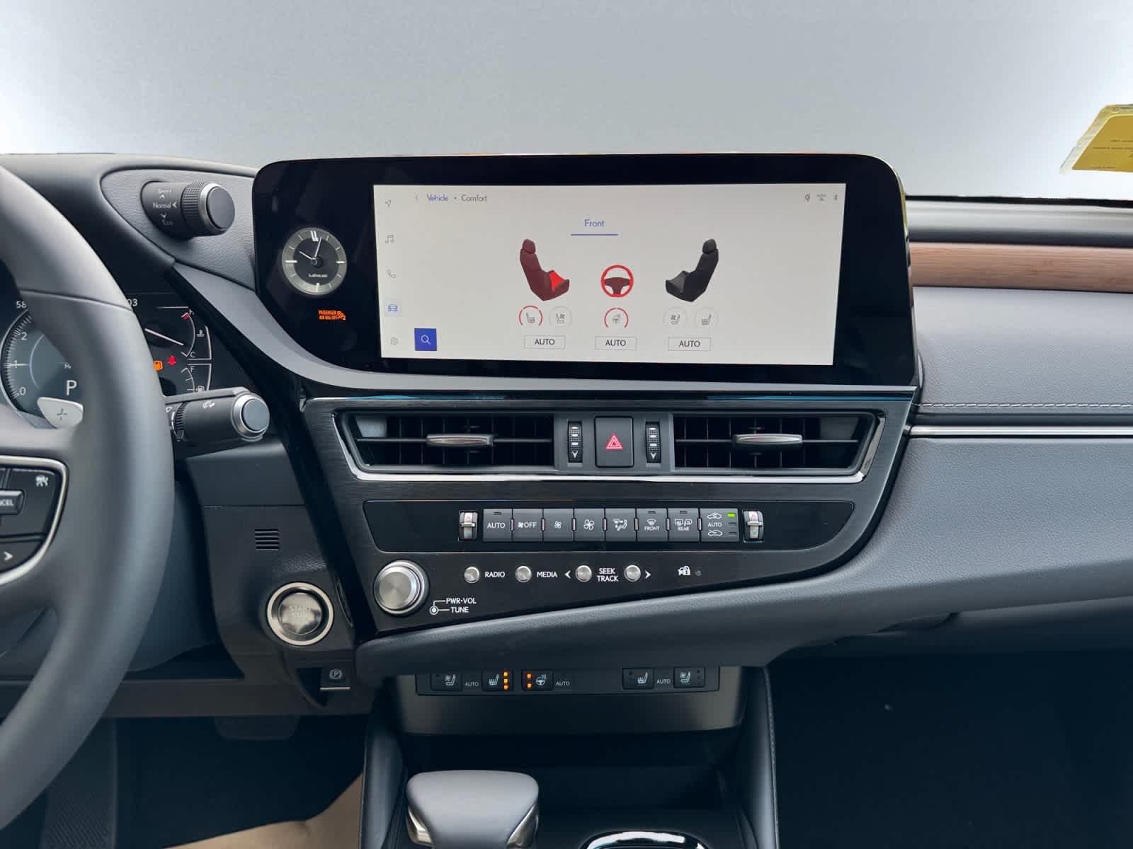 new 2025 Lexus ES car