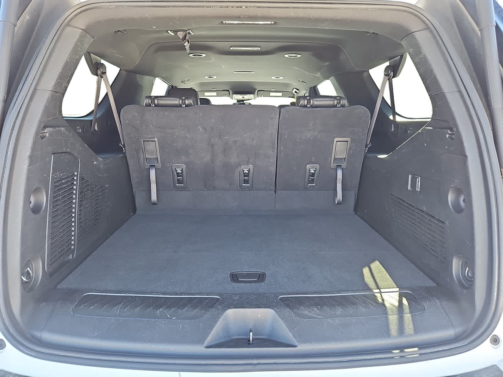 used 2023 GMC Yukon XL car, priced at $47,988