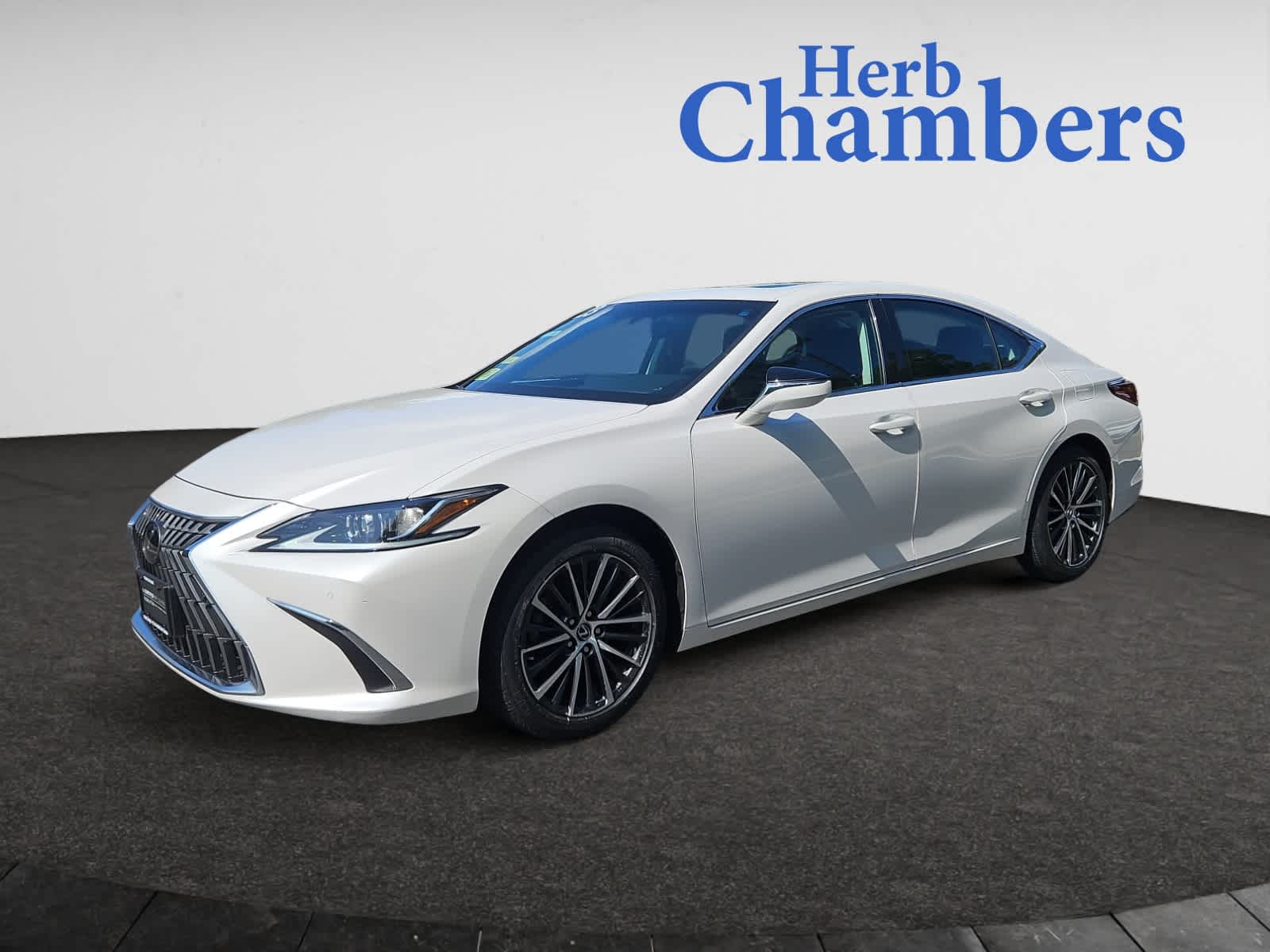 used 2023 Lexus ES car, priced at $37,998