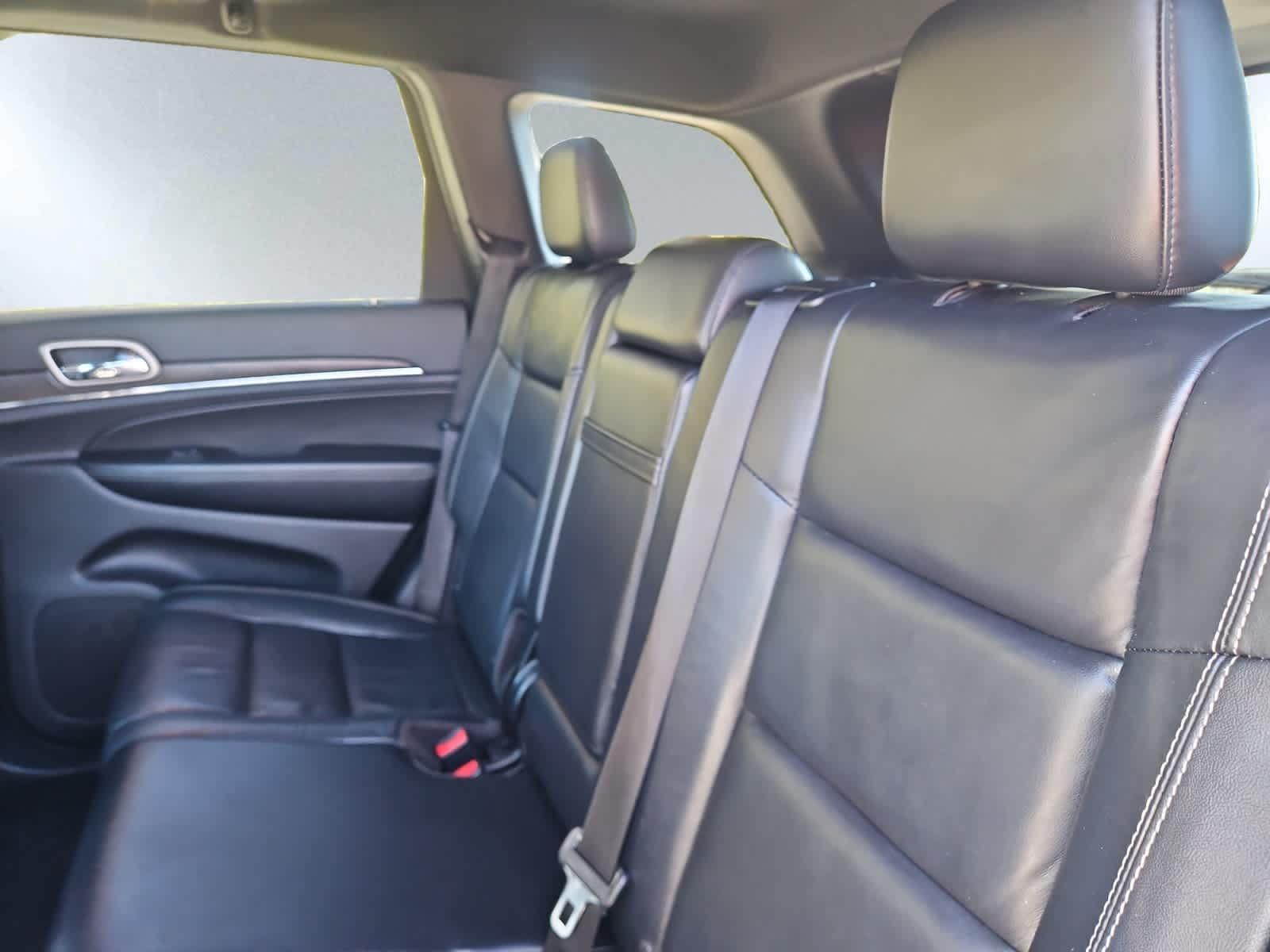 used 2017 Jeep Grand Cherokee car, priced at $12,998