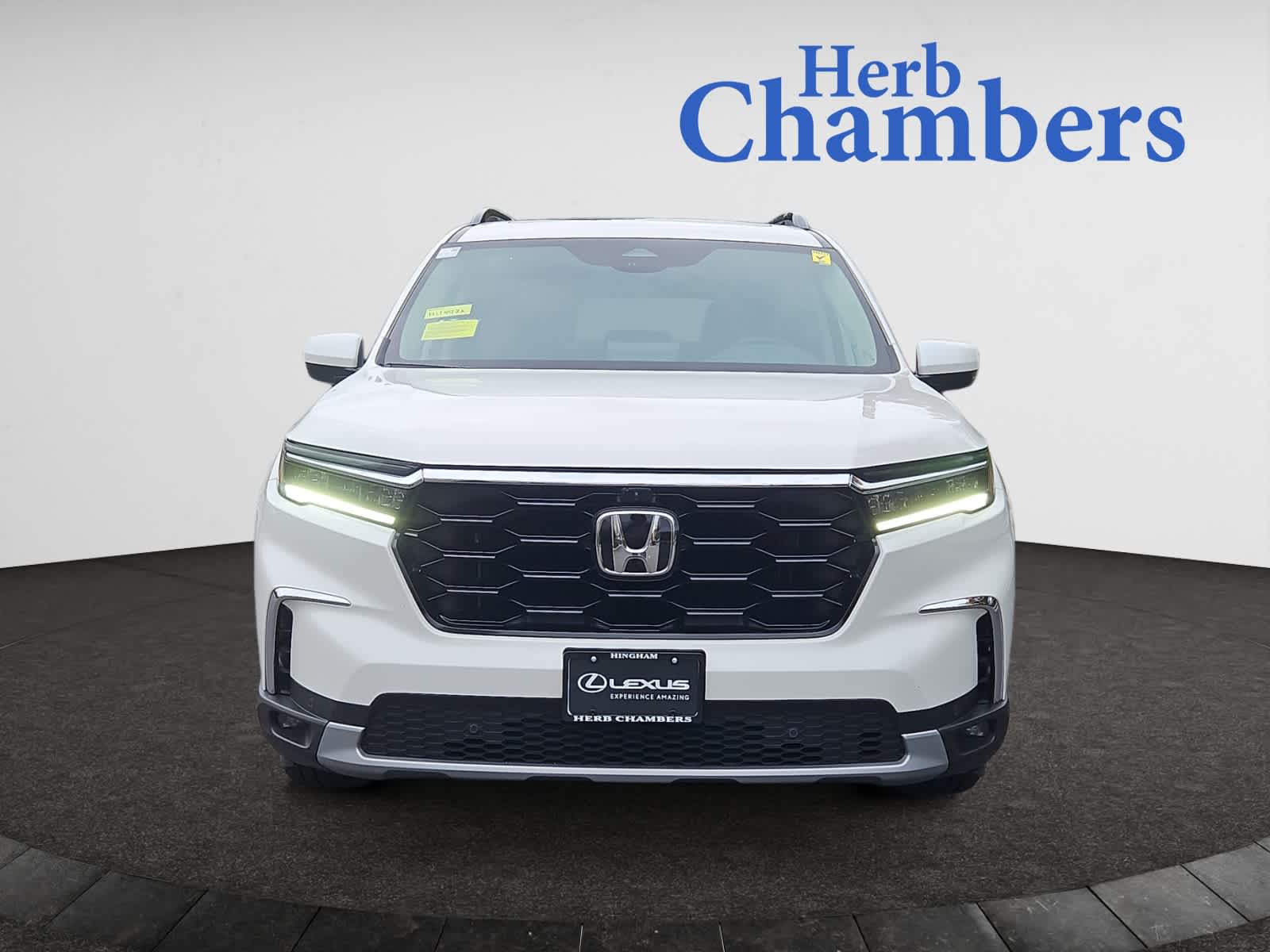 used 2025 Honda Pilot car, priced at $46,998