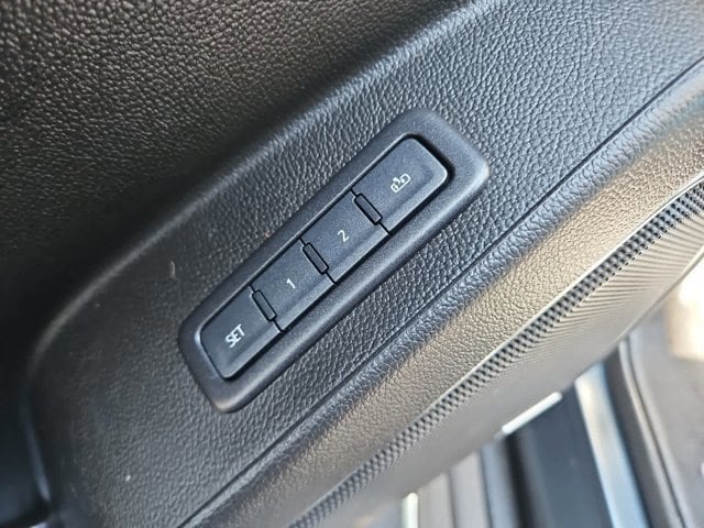 used 2020 Chevrolet Suburban car, priced at $33,998