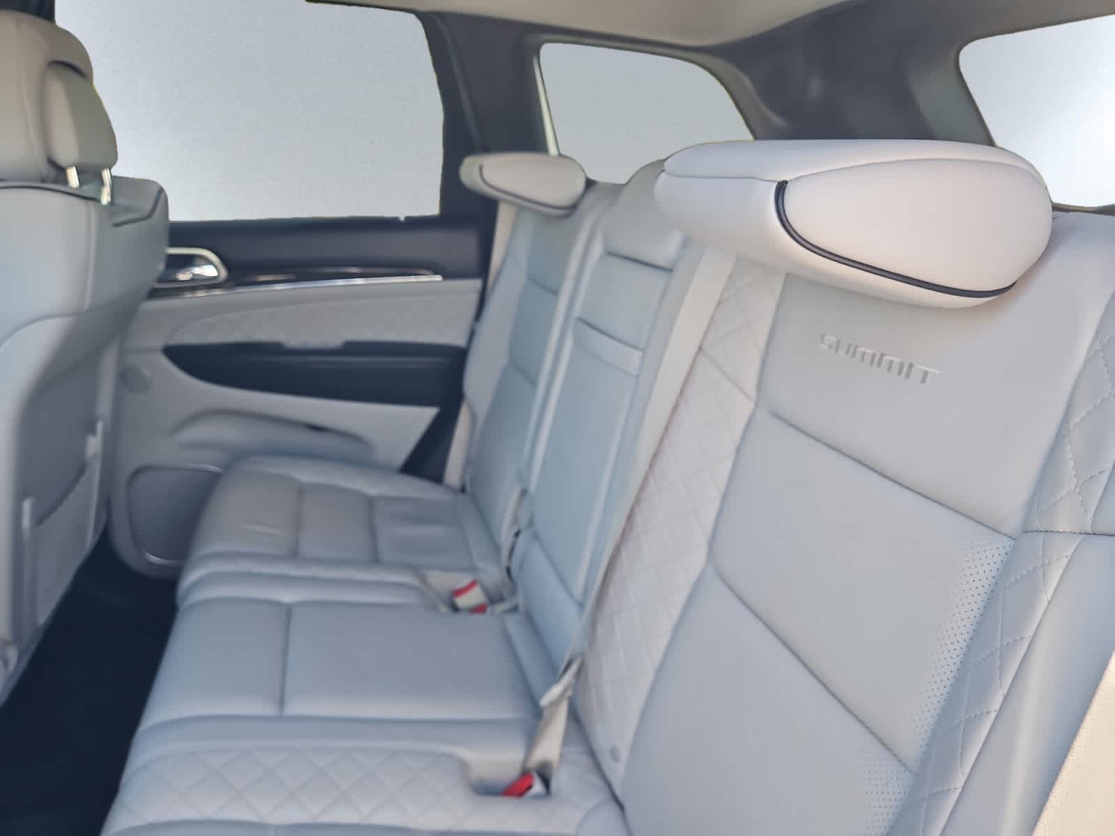 used 2018 Jeep Grand Cherokee car, priced at $19,998