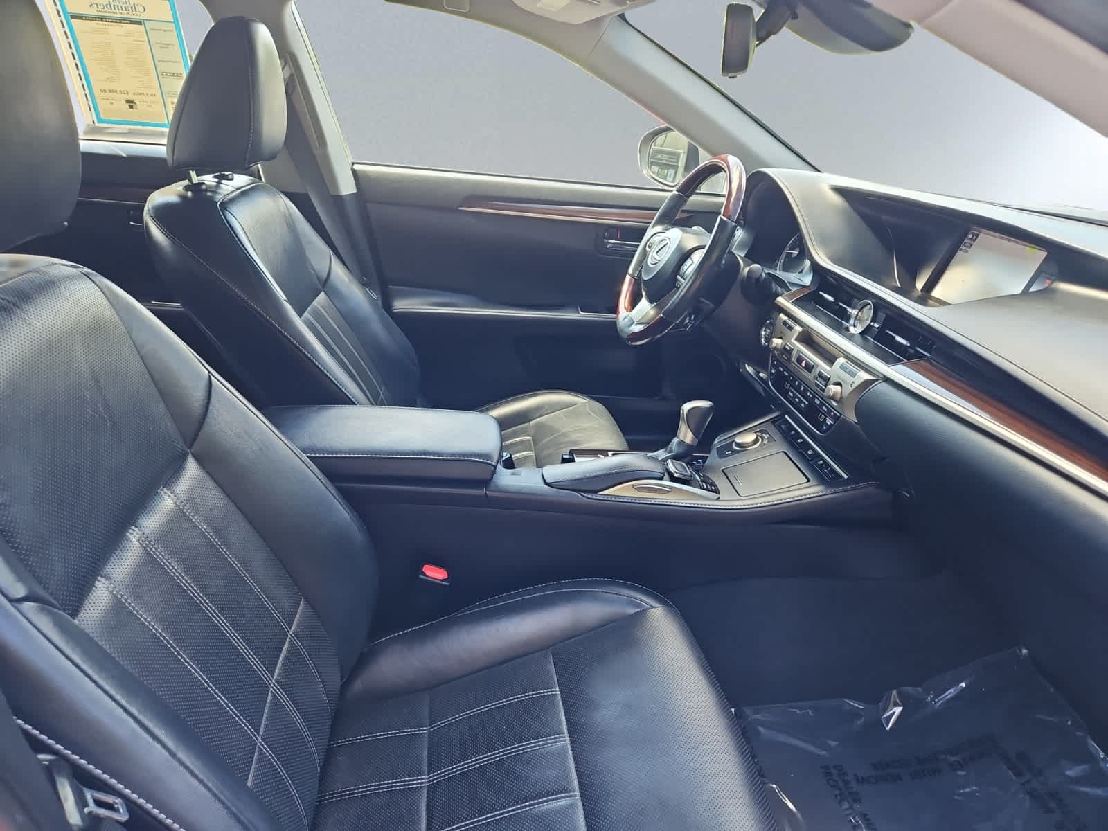 used 2017 Lexus ES car, priced at $20,998