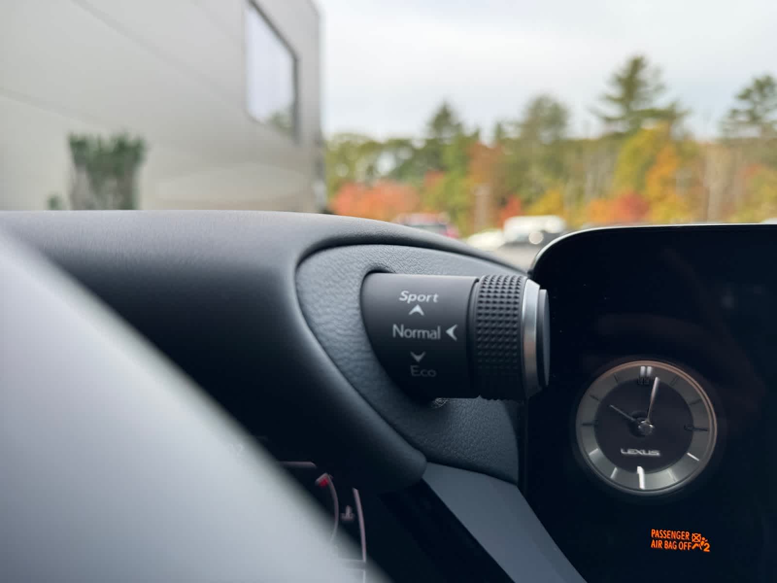 new 2025 Lexus ES car