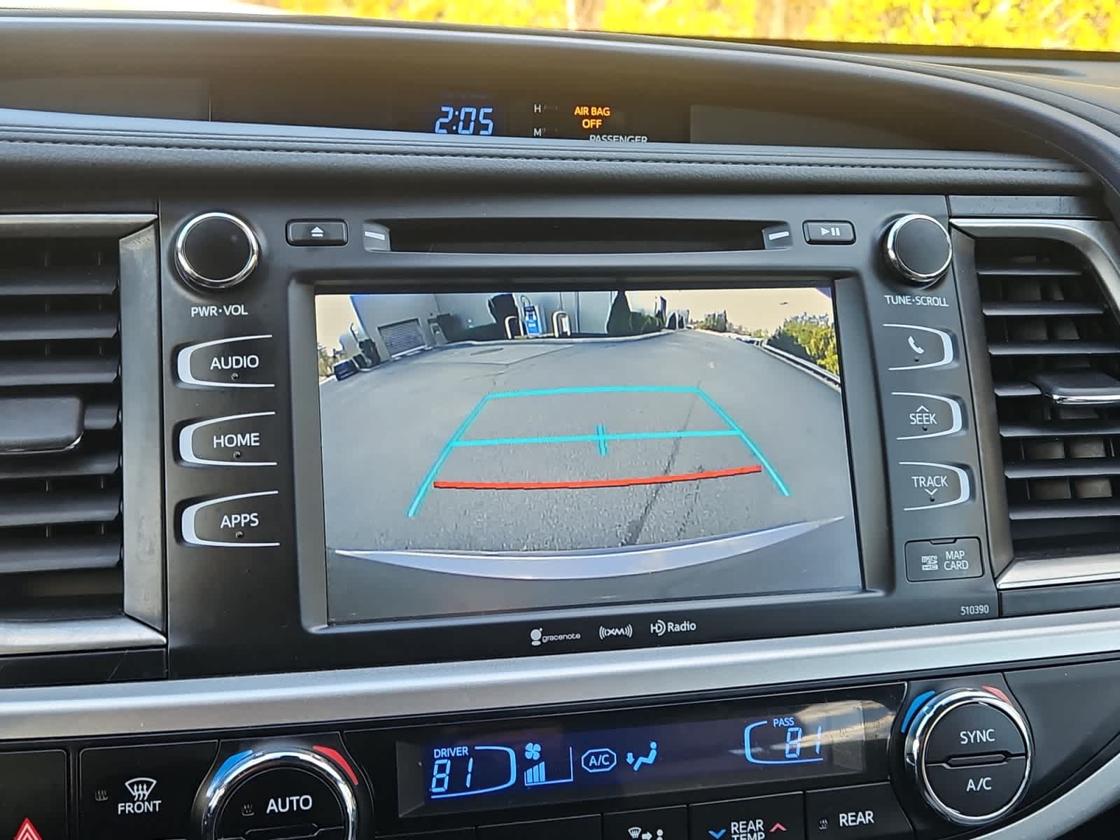 used 2019 Toyota Highlander car, priced at $27,998