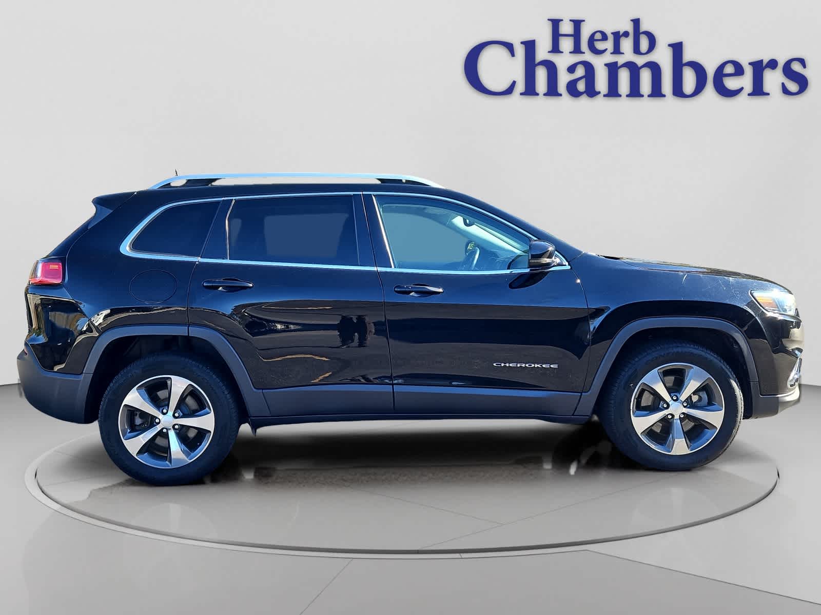 used 2019 Jeep Cherokee car, priced at $15,998