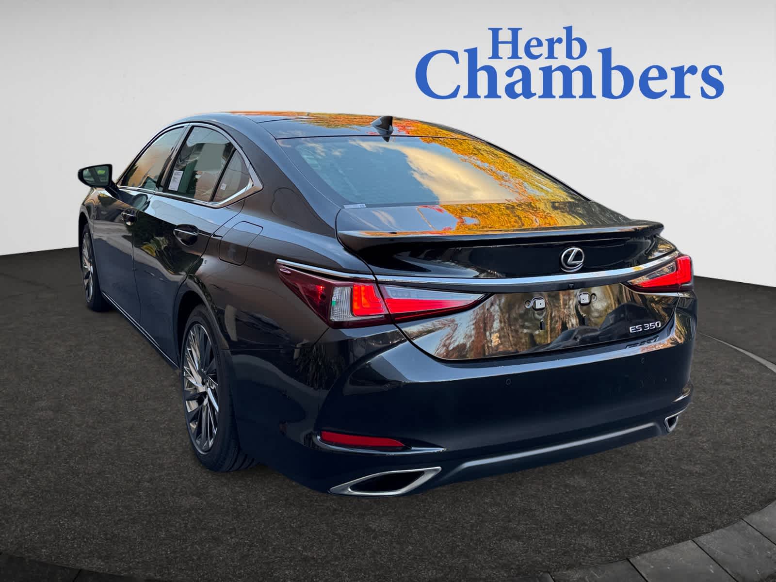 new 2025 Lexus ES car