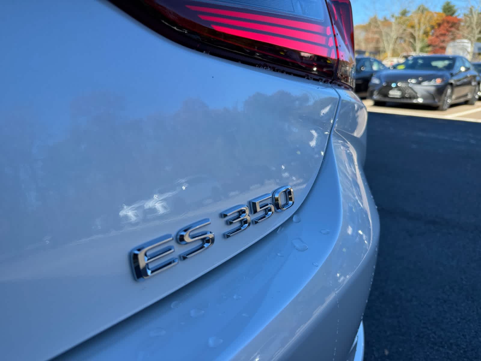 new 2025 Lexus ES car