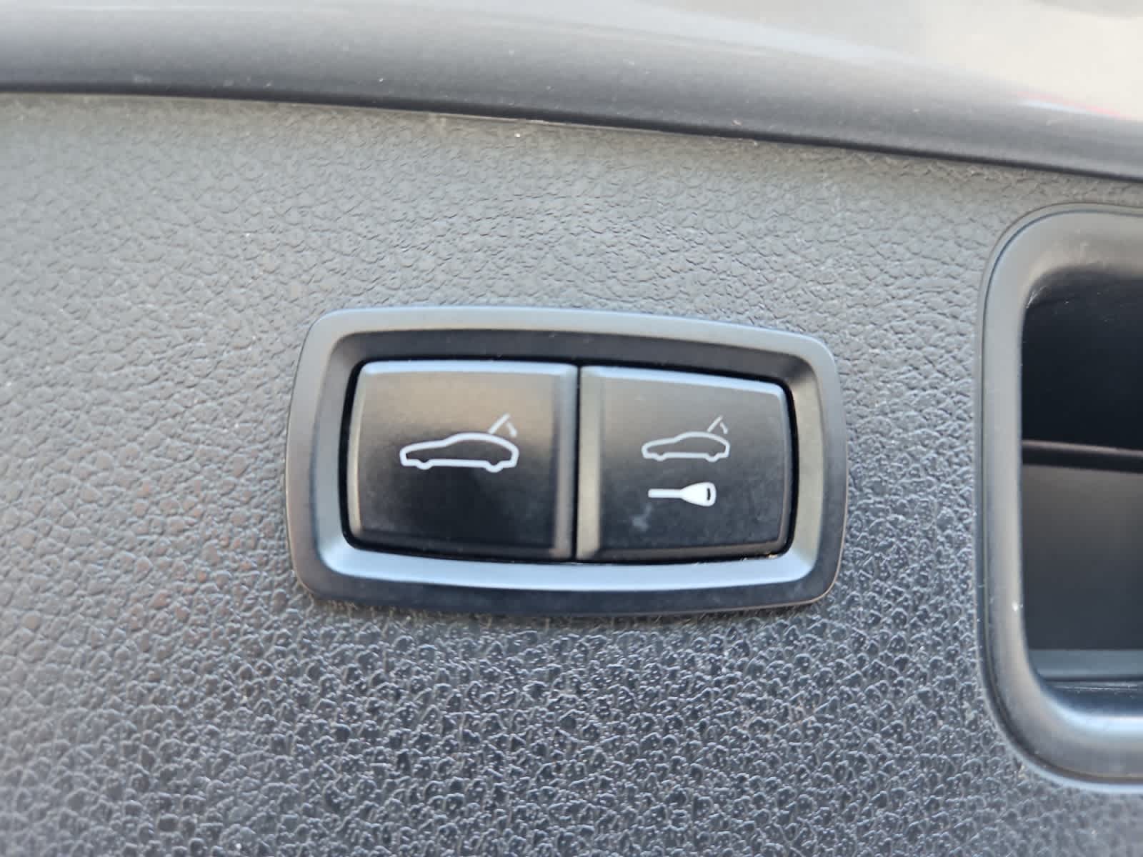 used 2019 Porsche Macan car, priced at $29,998