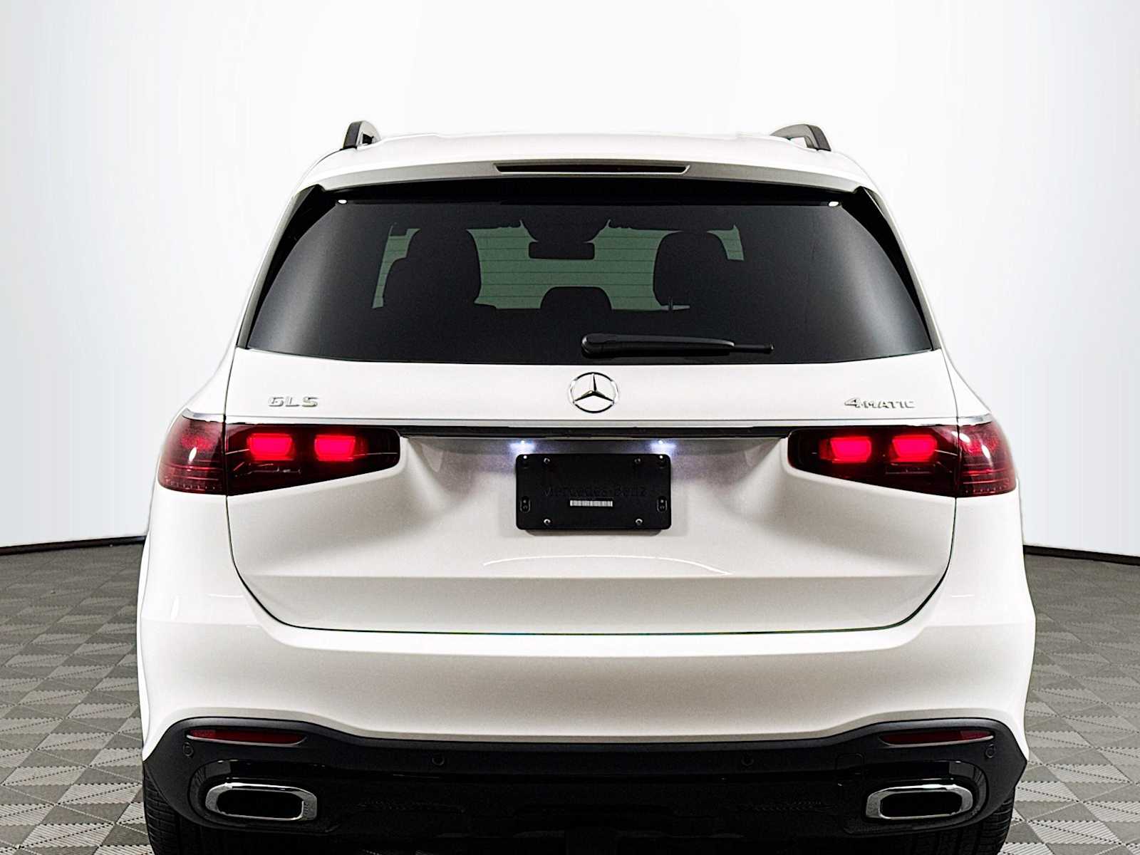 used 2025 Mercedes-Benz GLS car, priced at $77,998