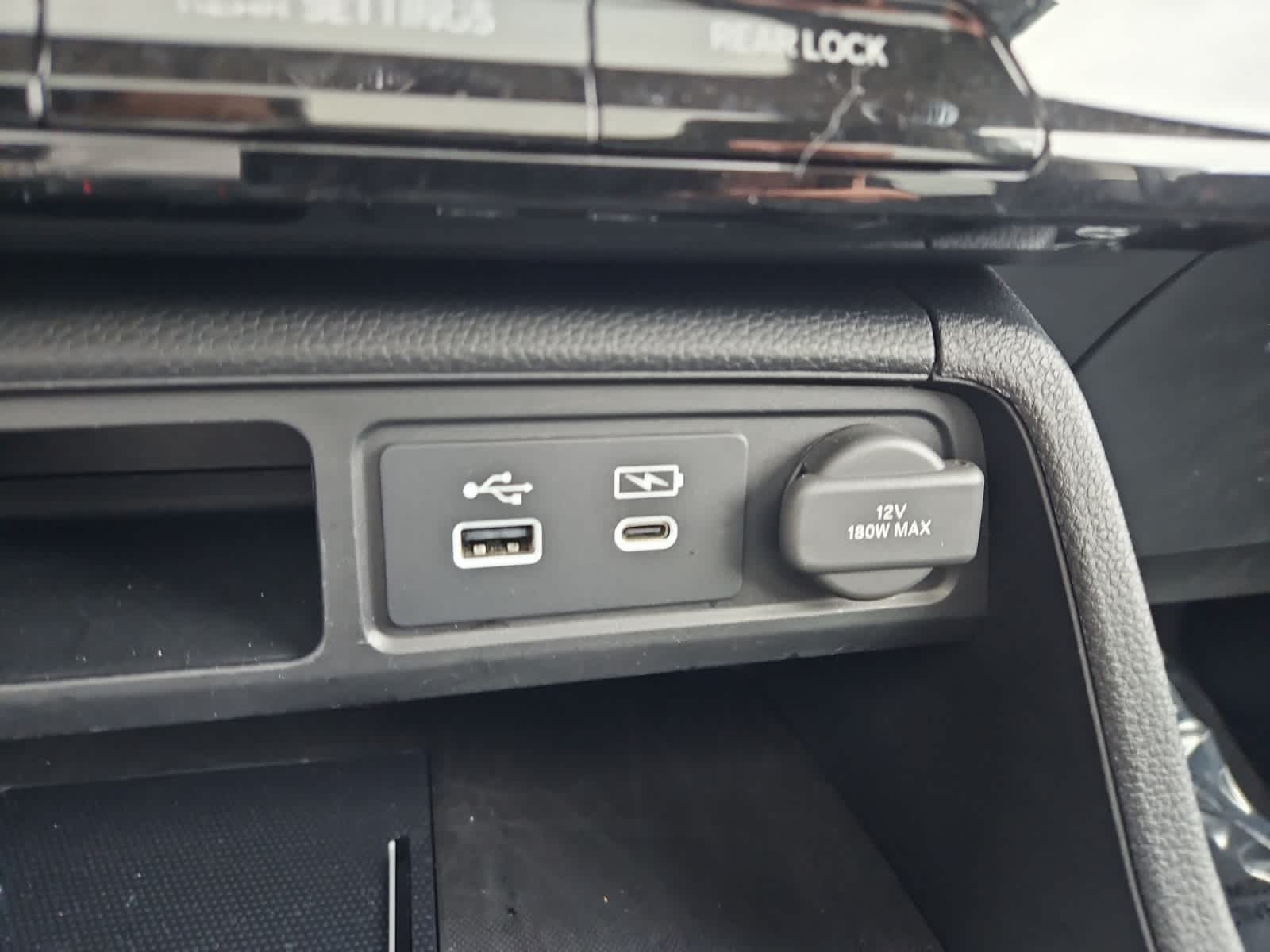 used 2025 Honda Pilot car, priced at $46,998