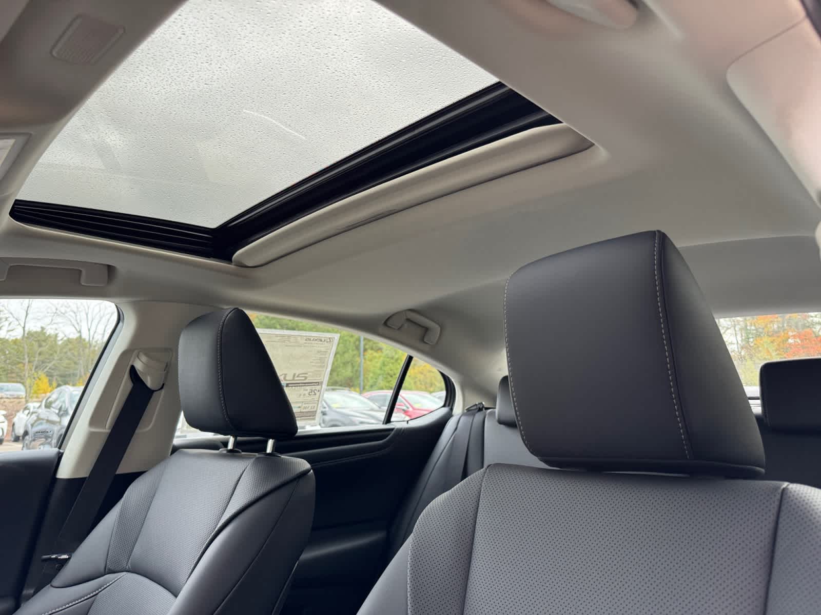 new 2025 Lexus ES car