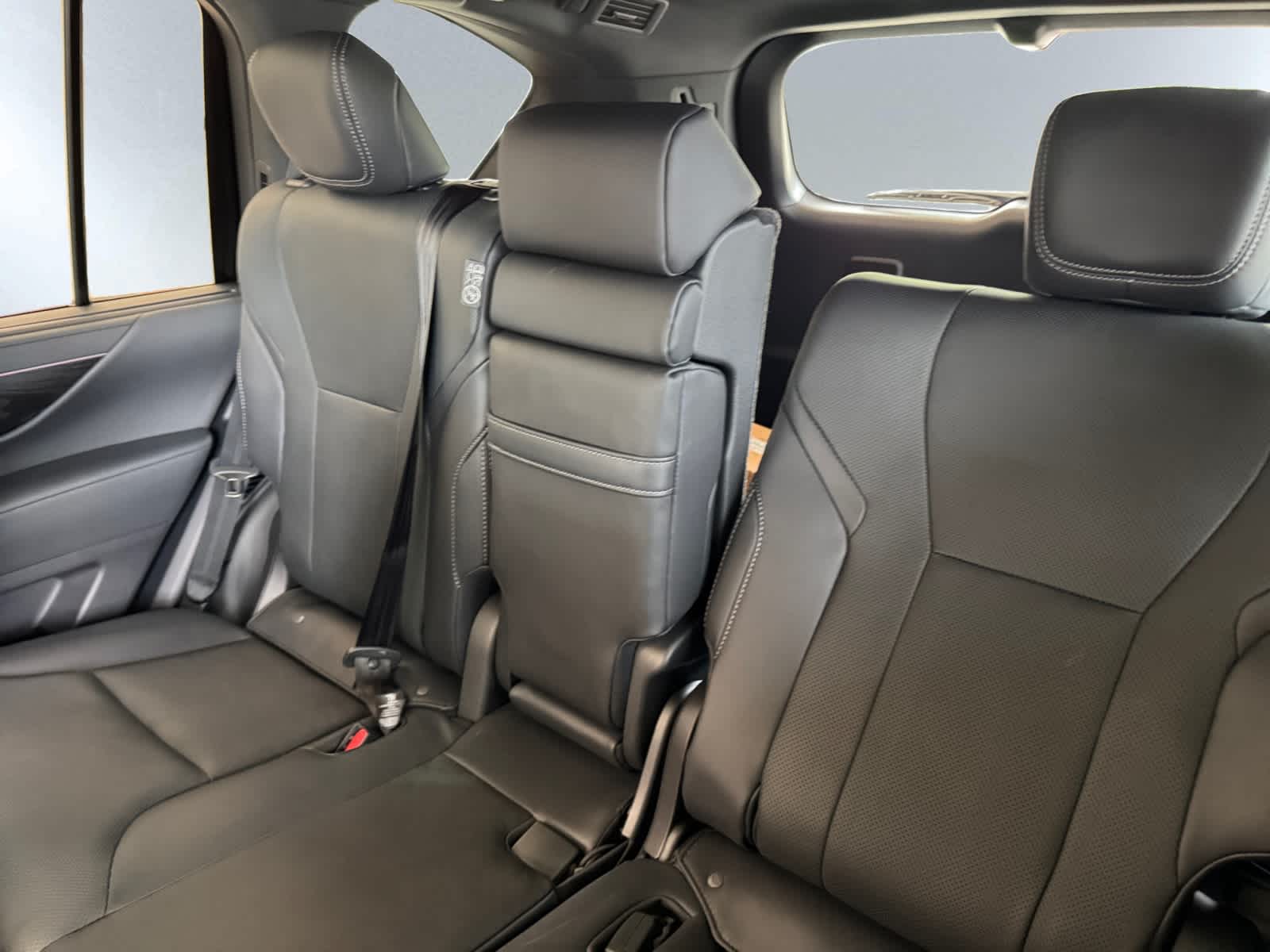 new 2025 Lexus LX 600 car