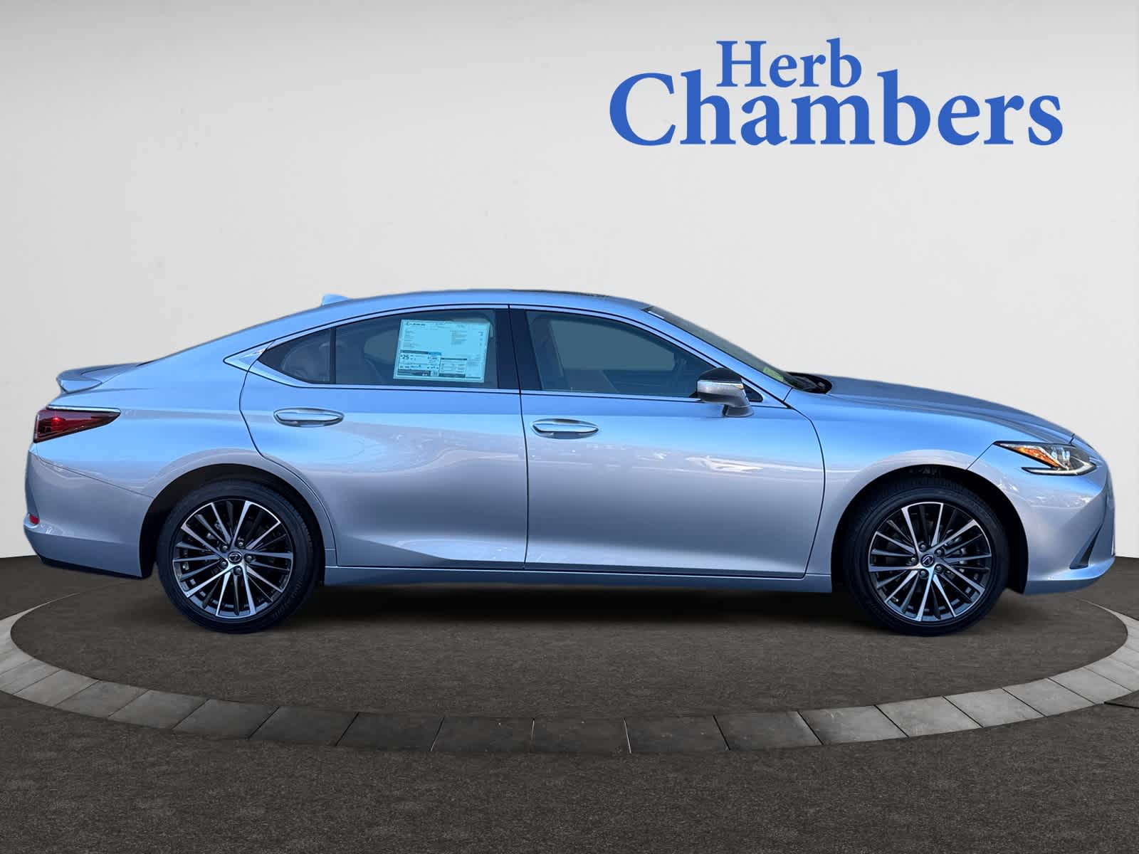 new 2025 Lexus ES car