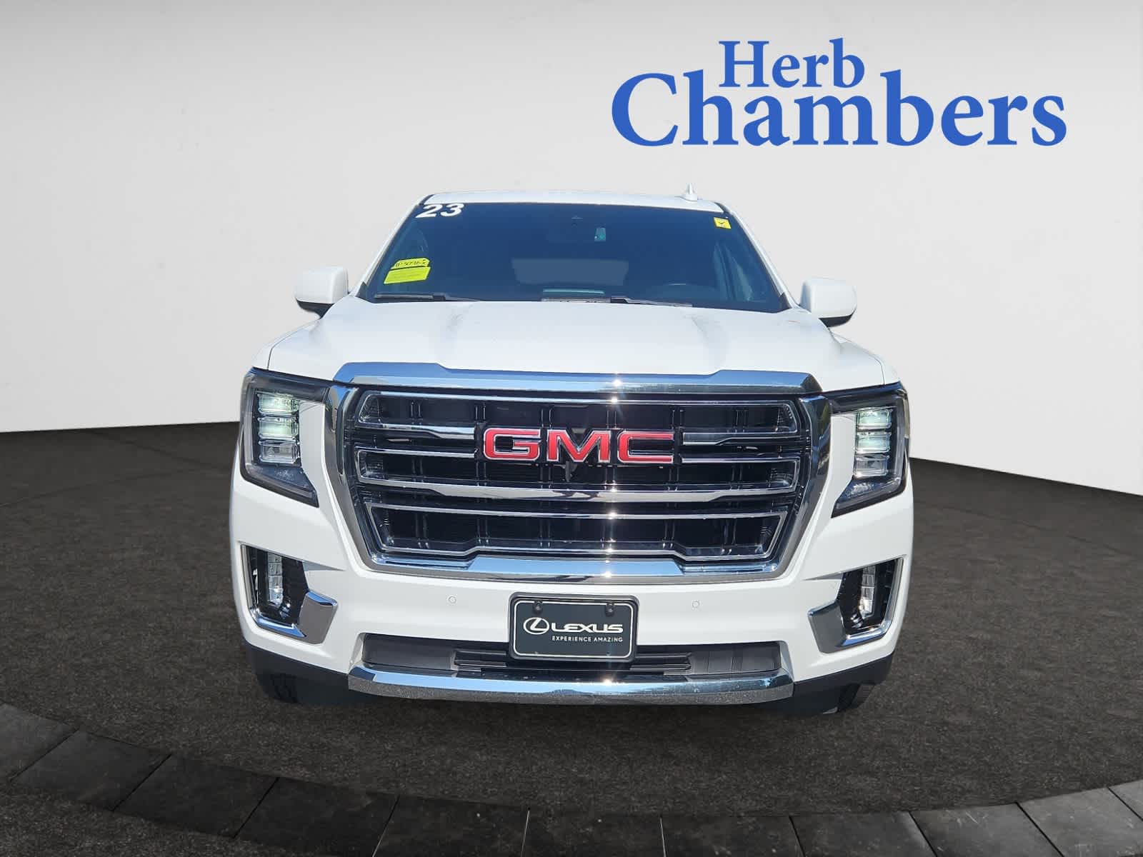 used 2023 GMC Yukon XL car, priced at $47,988
