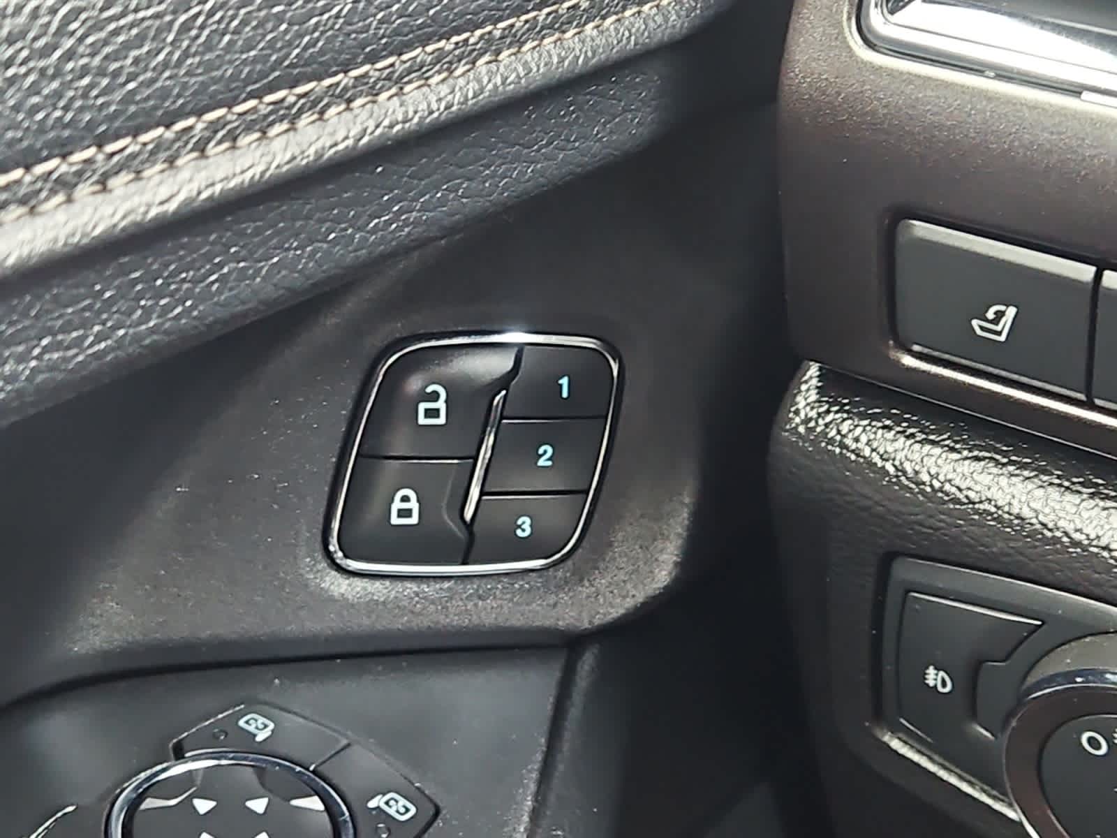 used 2018 Ford Expedition car, priced at $20,998