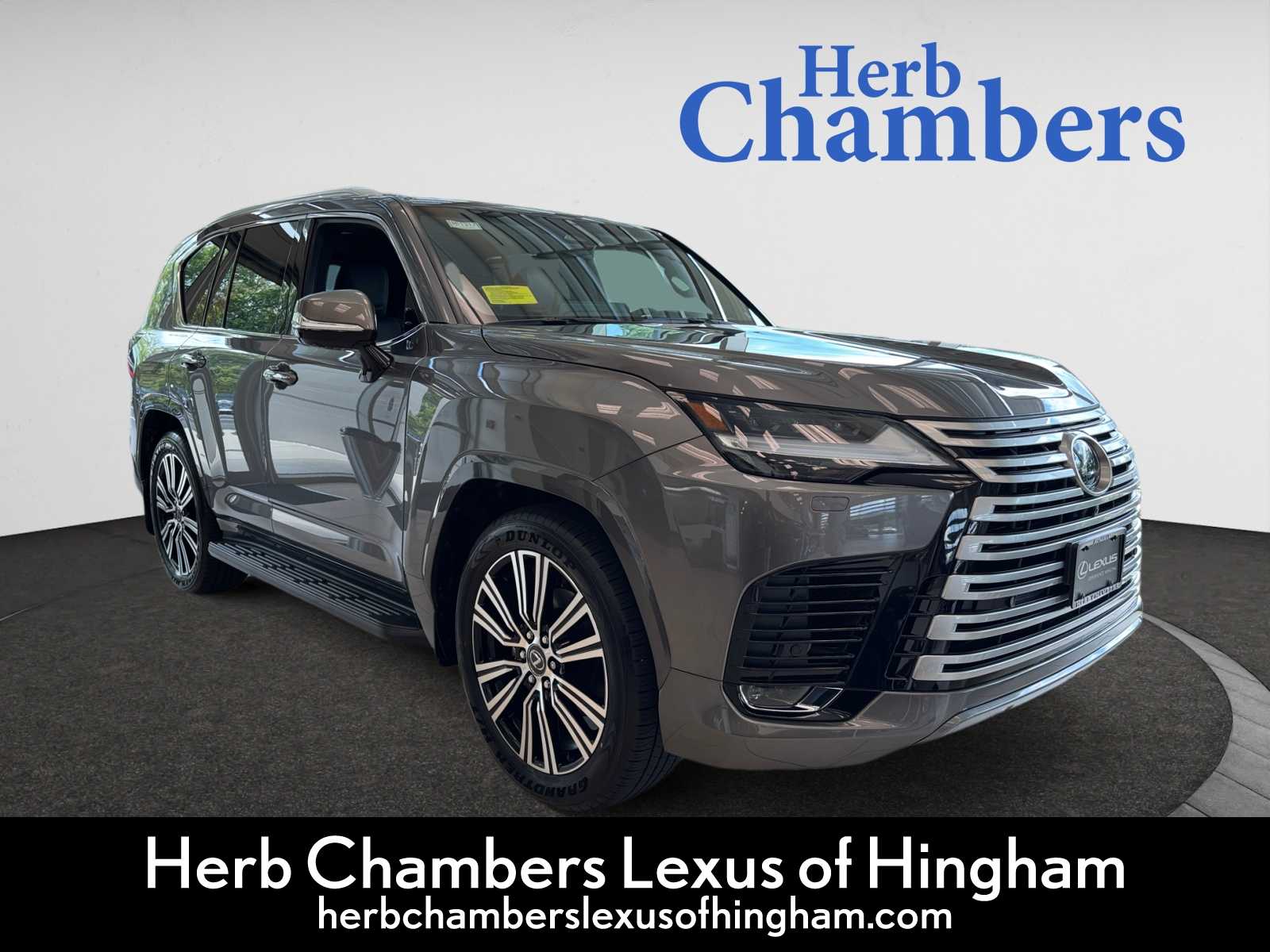 new 2025 Lexus LX 600 car