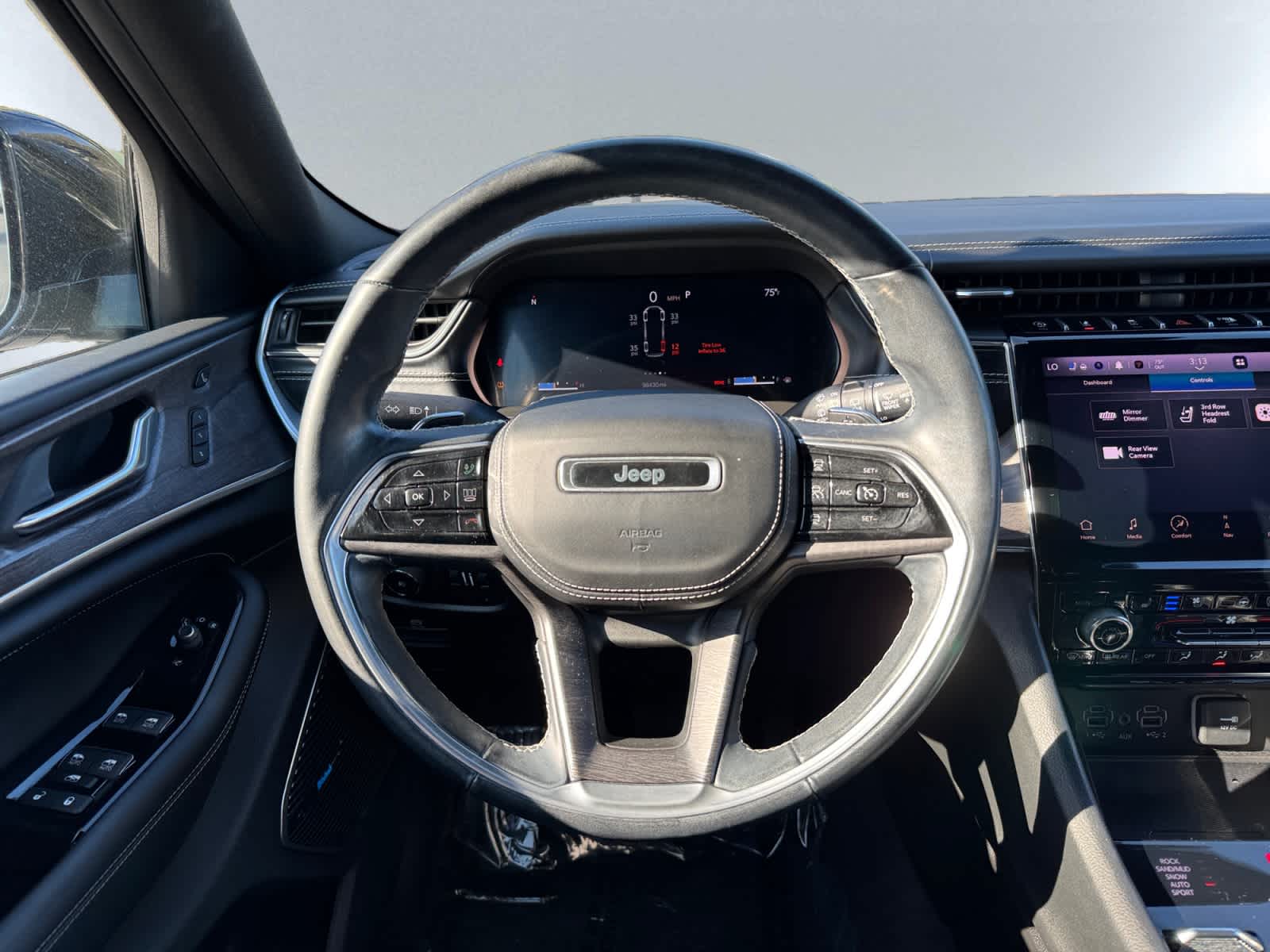 used 2021 Jeep Grand Cherokee L car, priced at $25,498