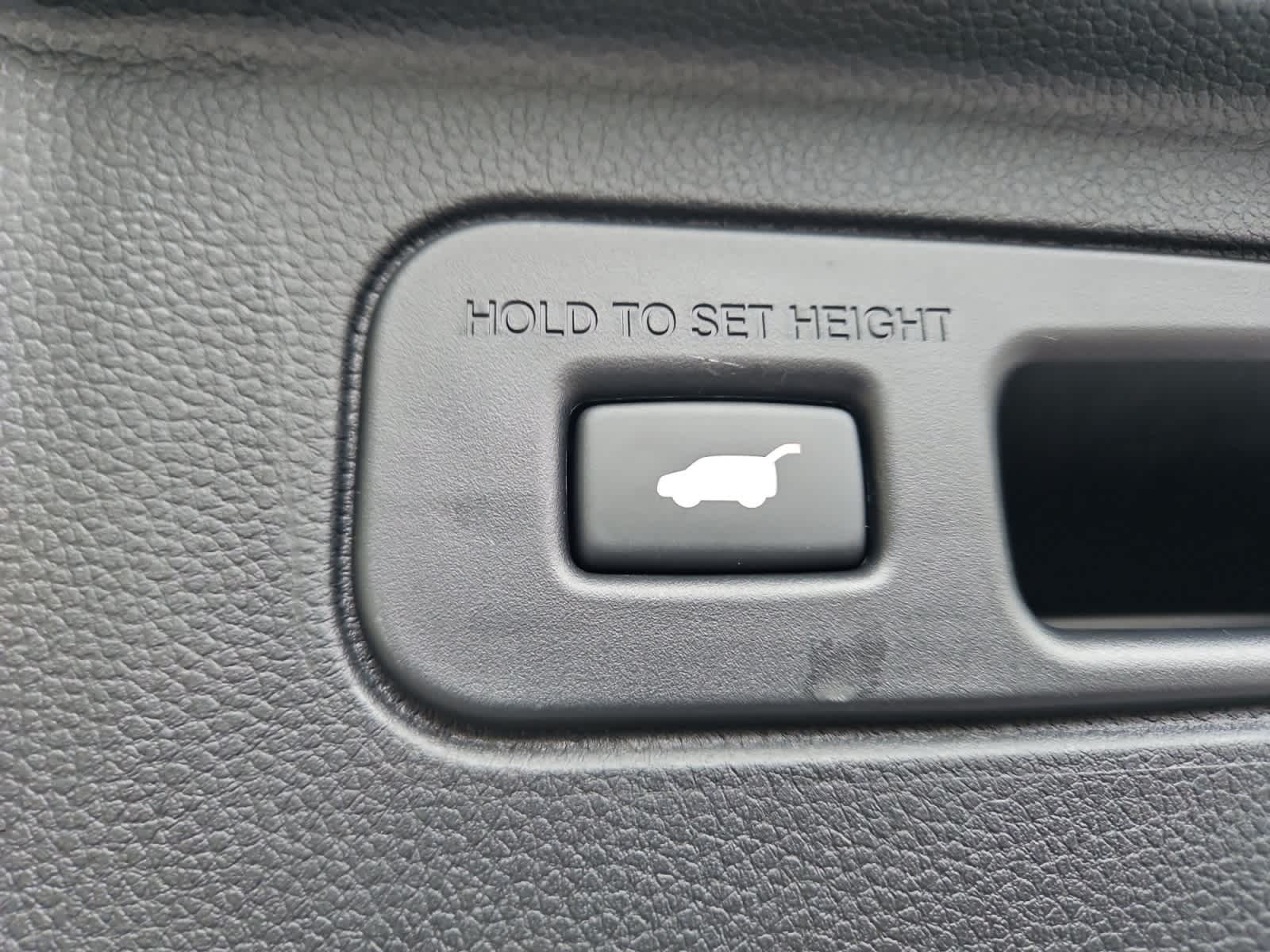 used 2025 Honda Pilot car, priced at $46,998