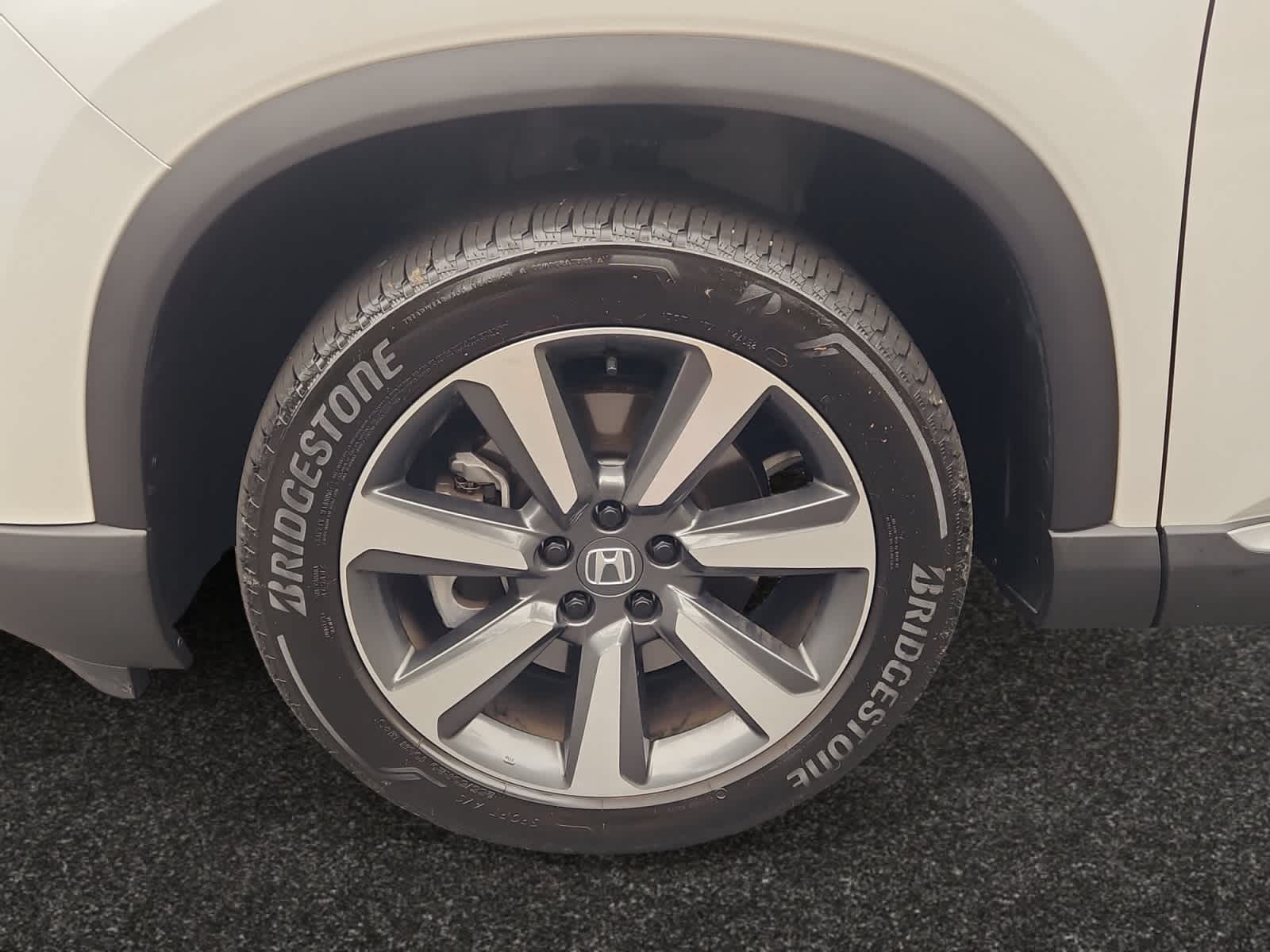 used 2025 Honda Pilot car, priced at $46,998