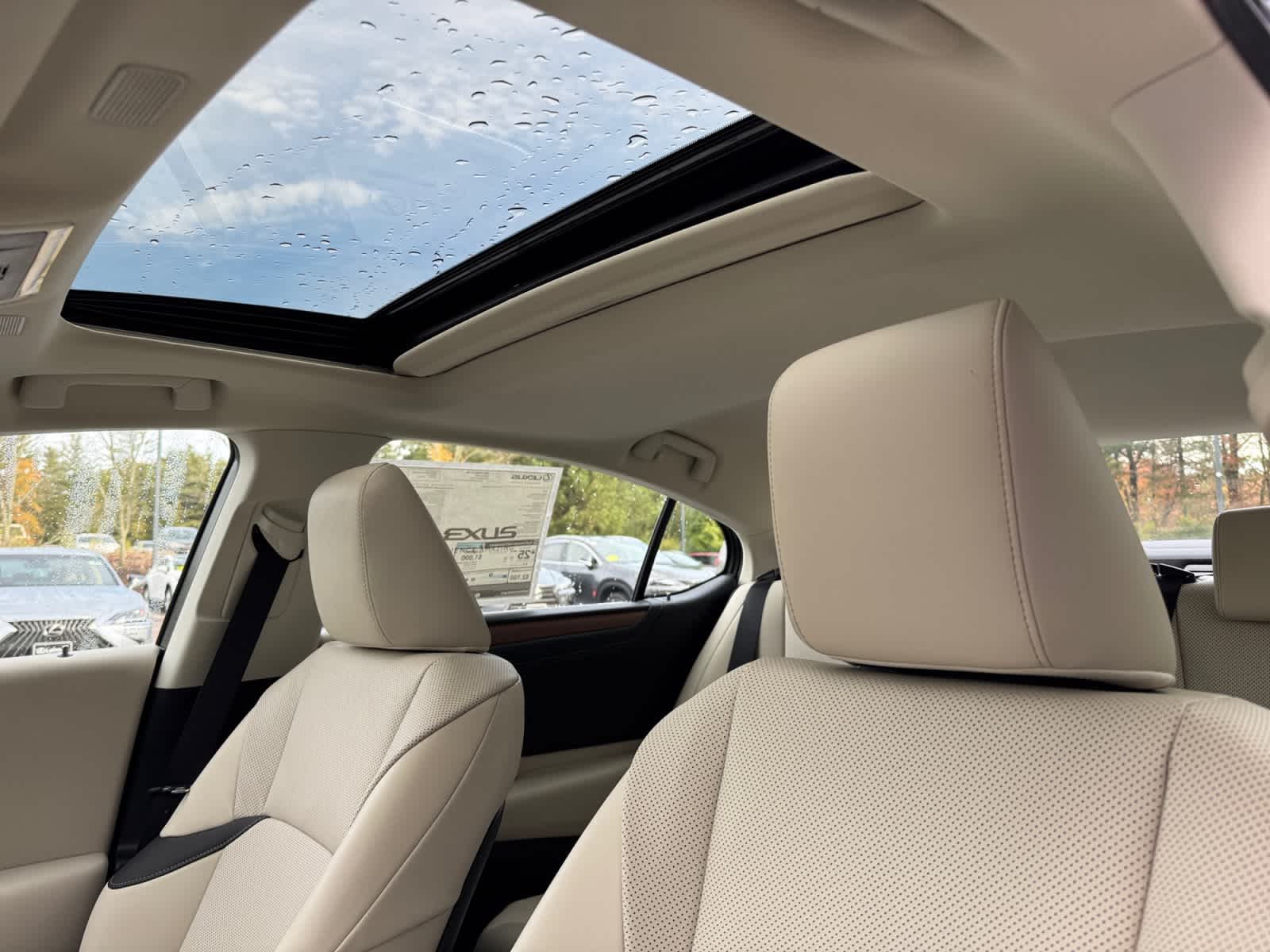 new 2025 Lexus ES car