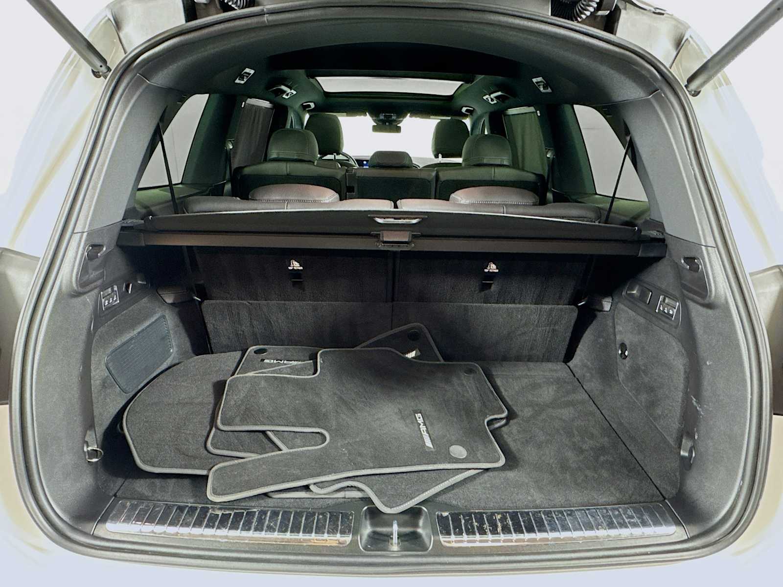 used 2025 Mercedes-Benz GLS car, priced at $77,998