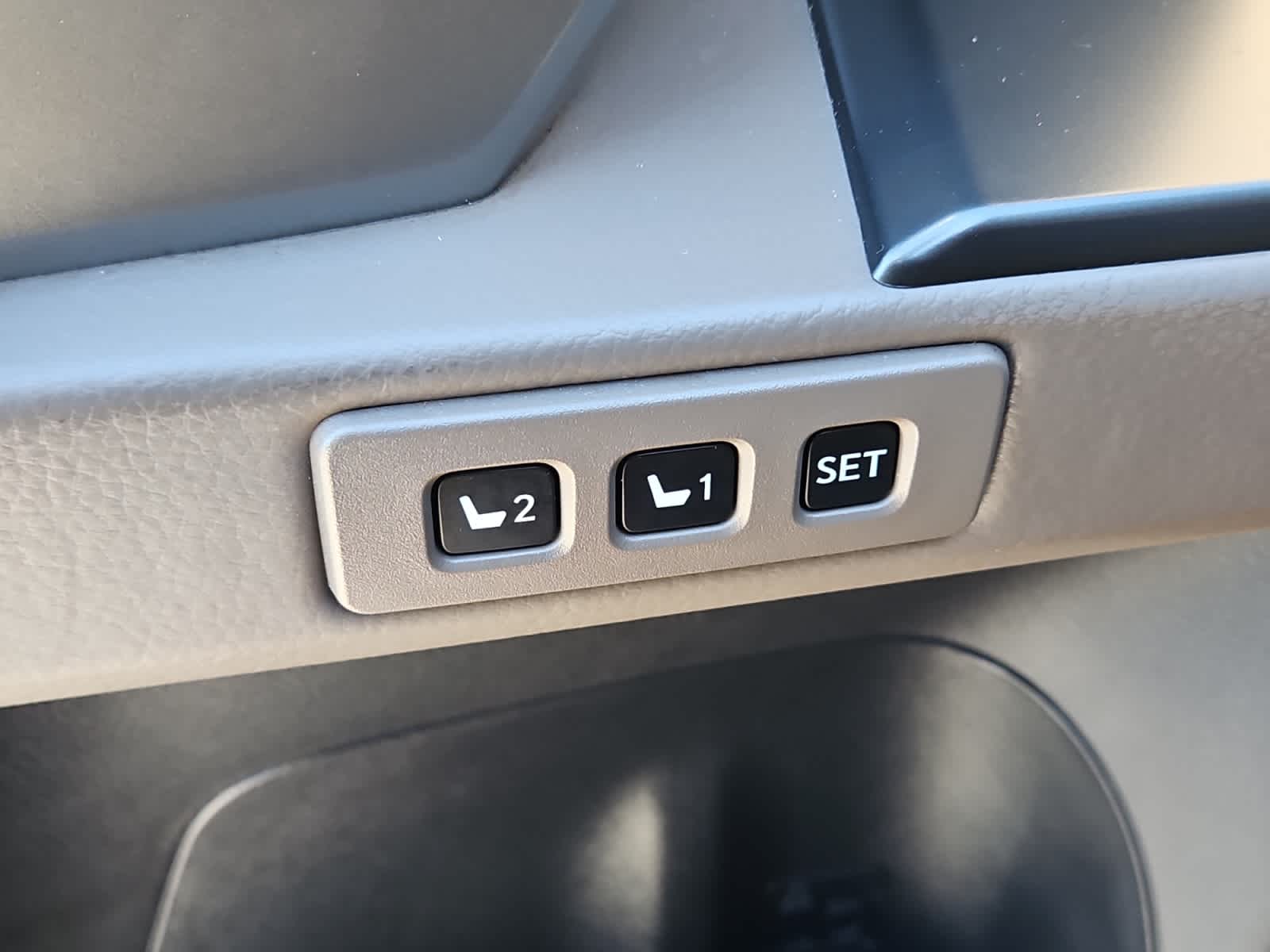 used 2023 Lexus GX 460 car, priced at $56,998