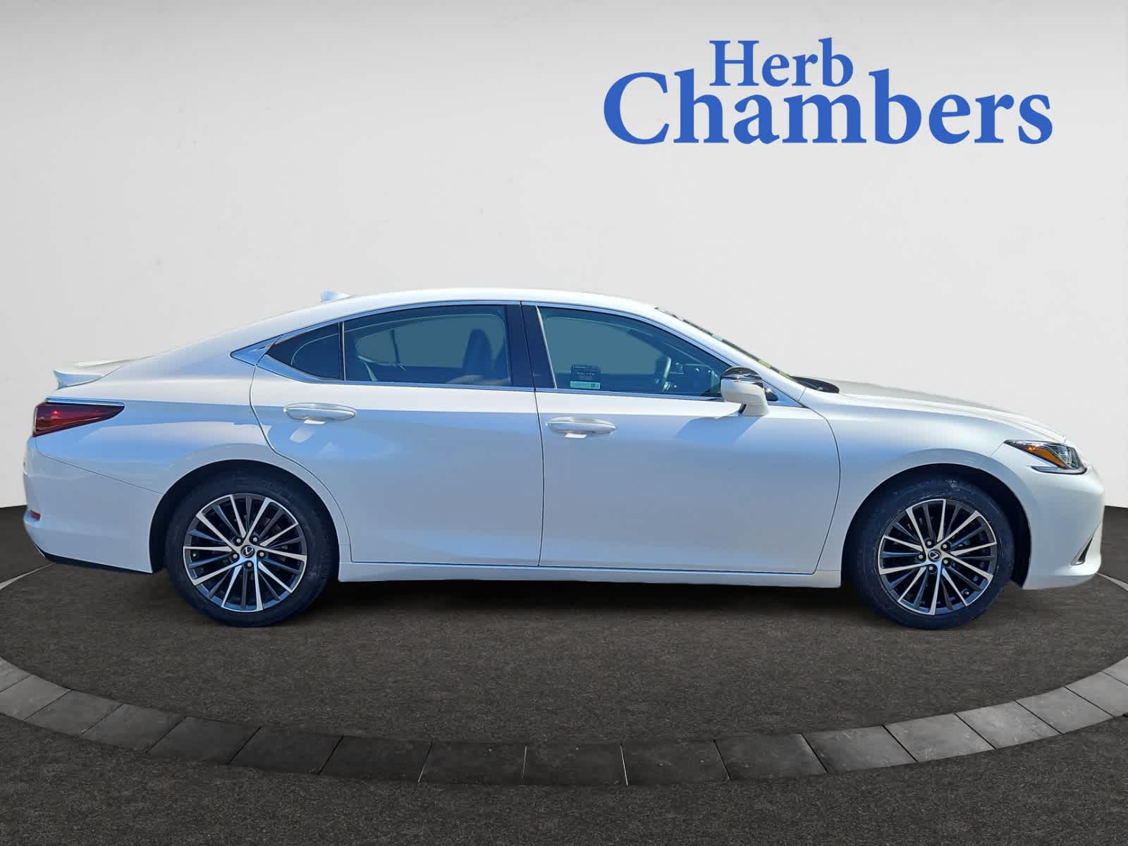 used 2023 Lexus ES car, priced at $37,998