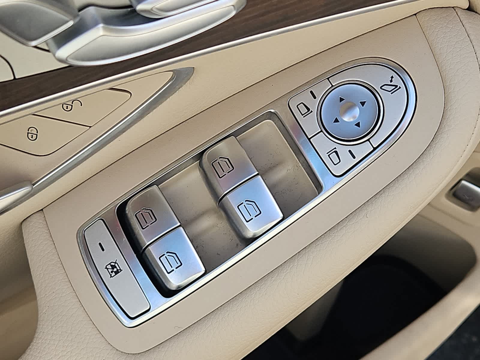 used 2022 Mercedes-Benz GLC car, priced at $29,488