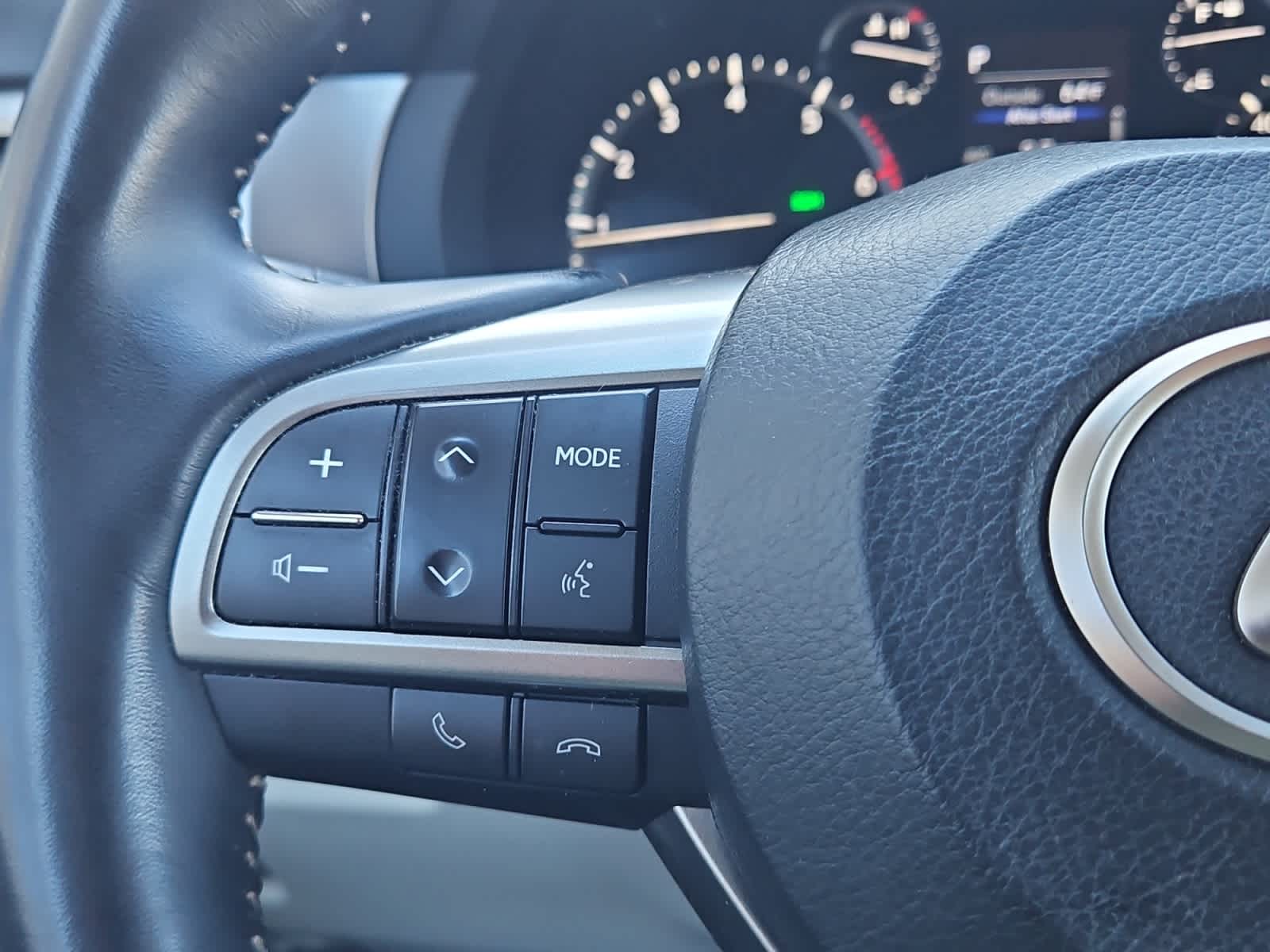 used 2023 Lexus GX 460 car, priced at $54,388