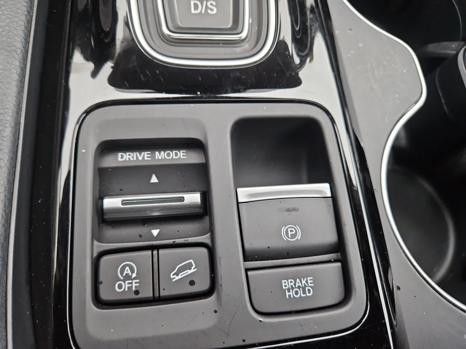 used 2025 Honda Pilot car, priced at $46,998