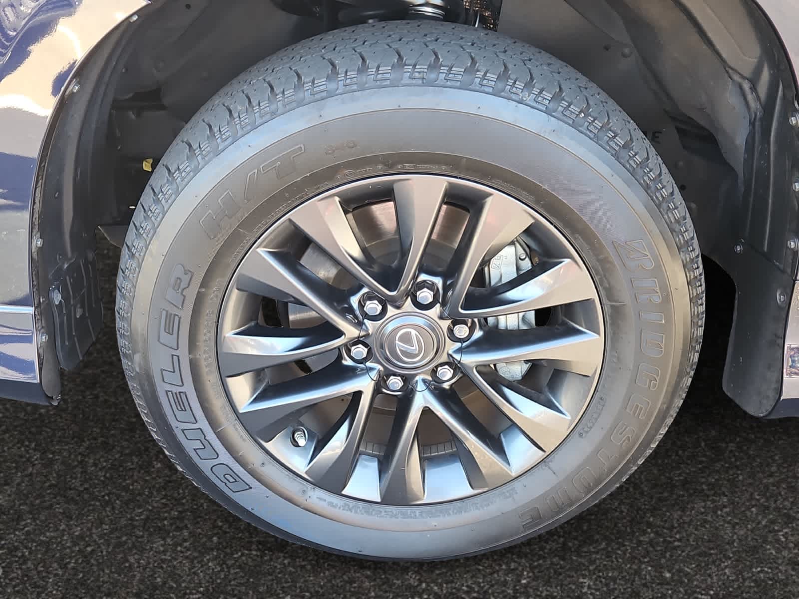 used 2023 Lexus GX 460 car, priced at $56,998