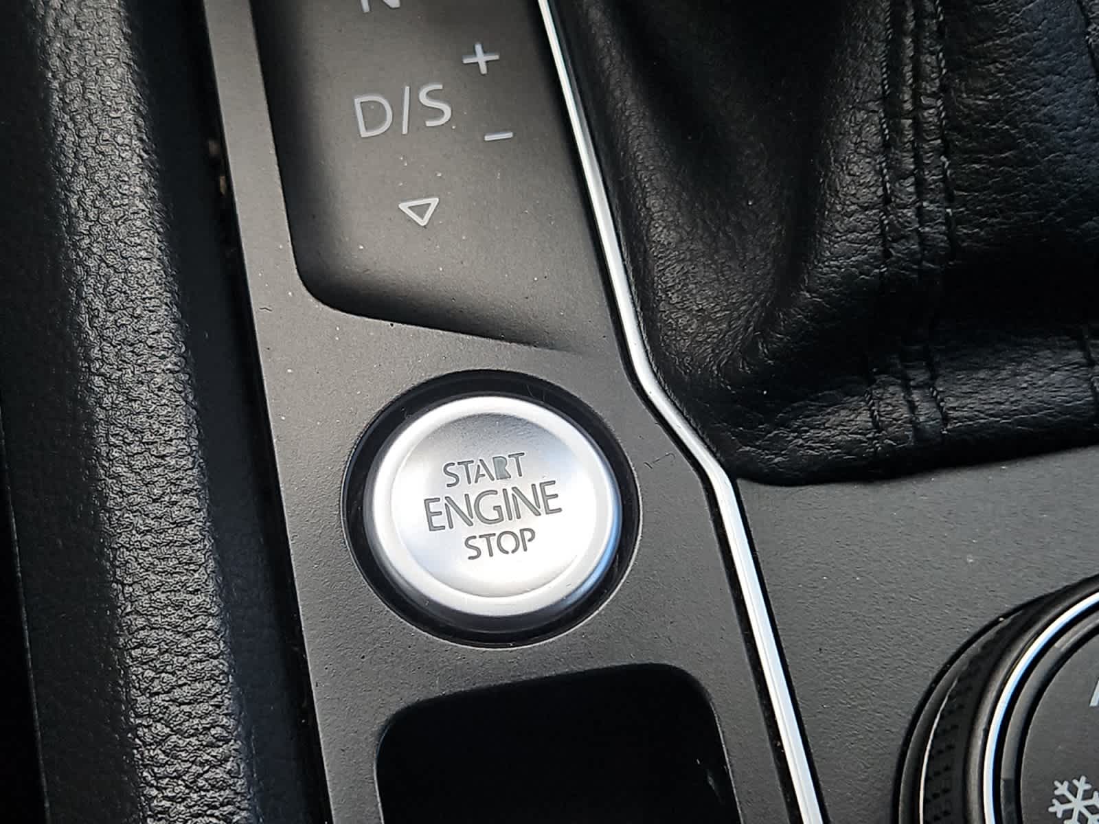 used 2019 Volkswagen Atlas car, priced at $19,998