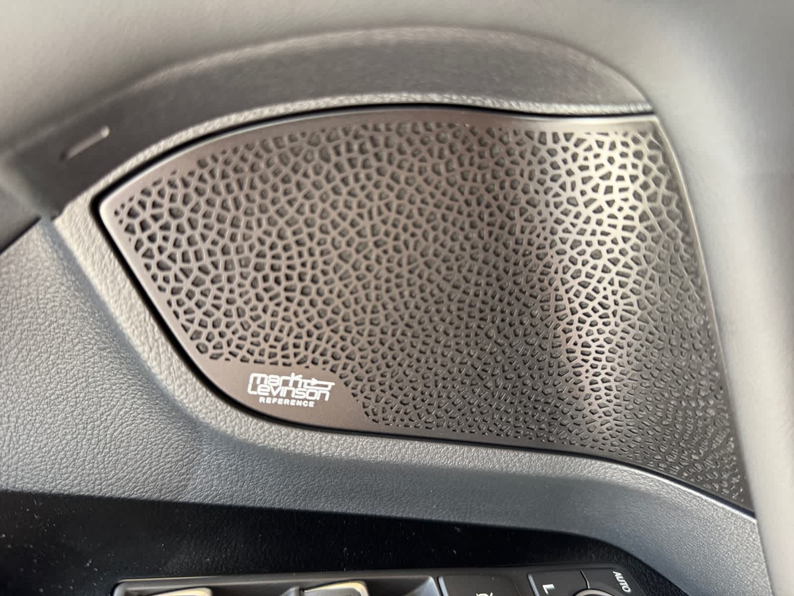 new 2025 Lexus LX 600 car