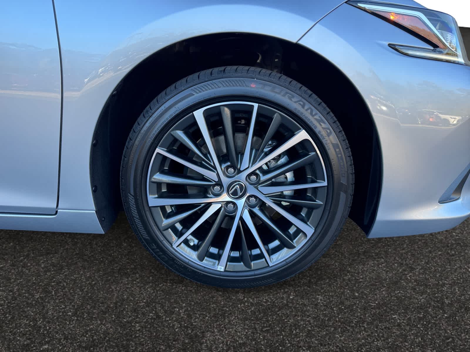 new 2025 Lexus ES car