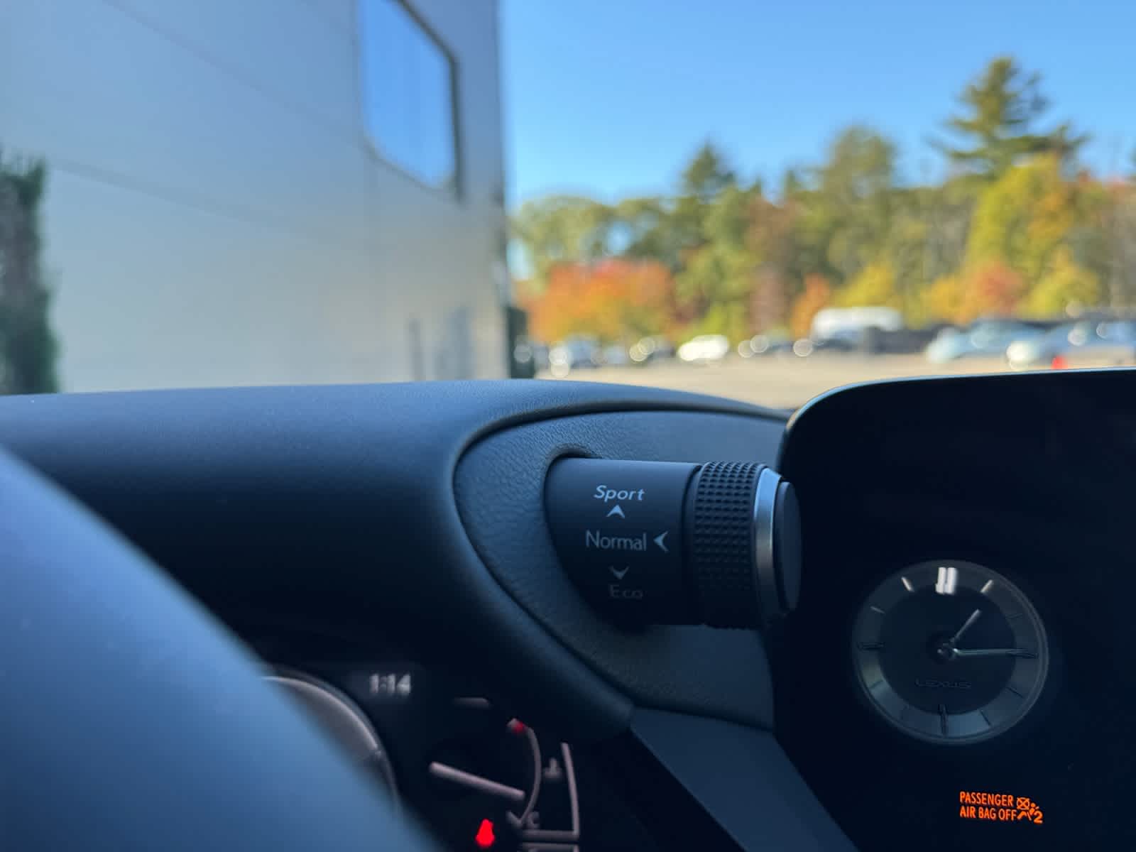 new 2025 Lexus ES car